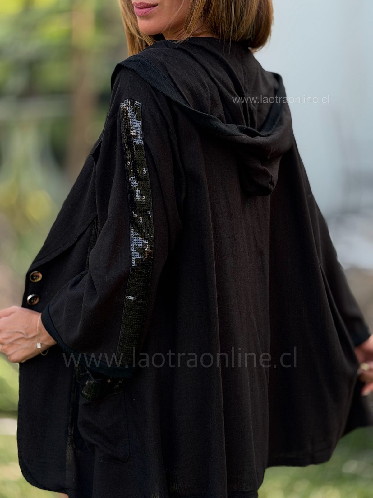 Chaqueta verano capucha negro