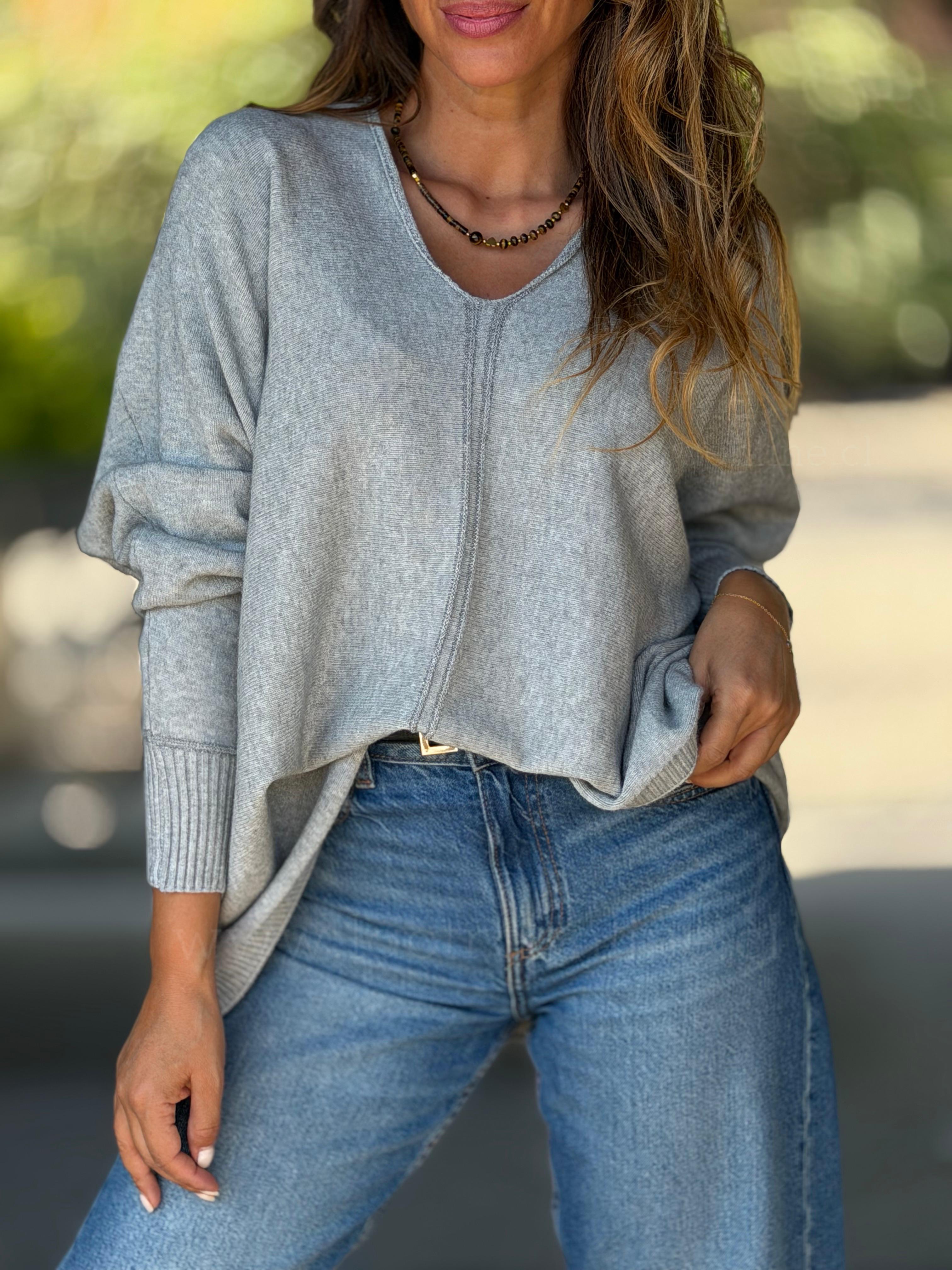Sweater Cuello V hilo plata gris claro