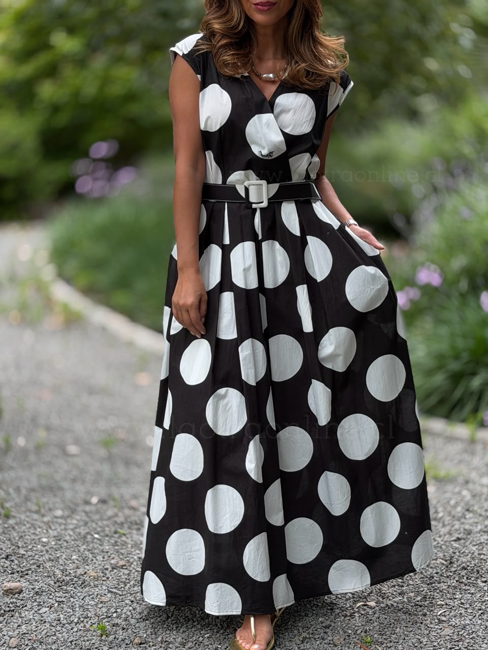 Vestido lujo lunar blanco