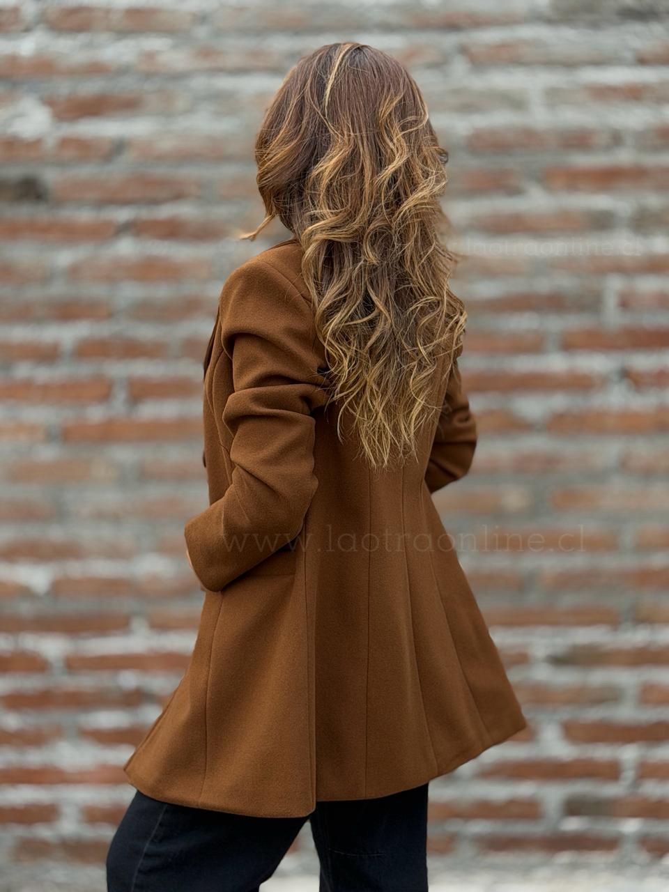 Abrigo Majestad choco