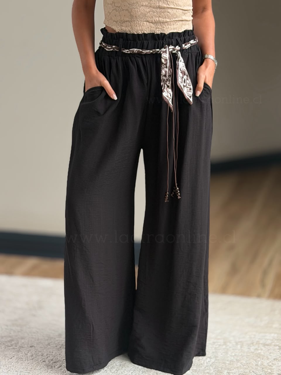 Pantalón Iguazú negro