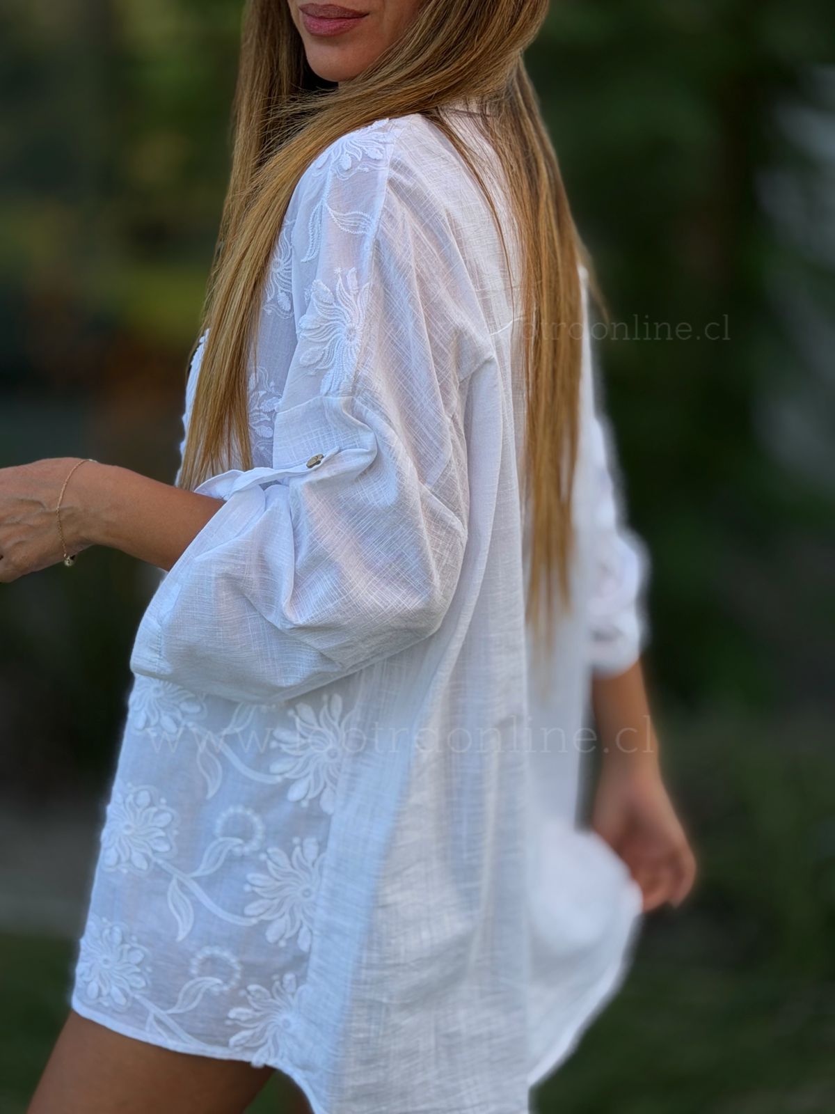 Blusa Flor textura blanco