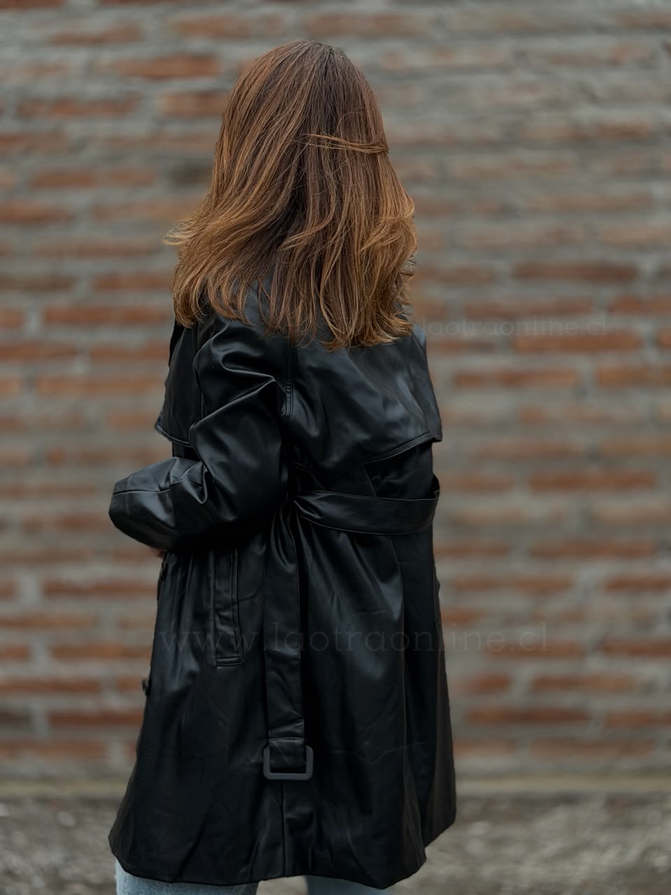 Trench policuero impermeable negro