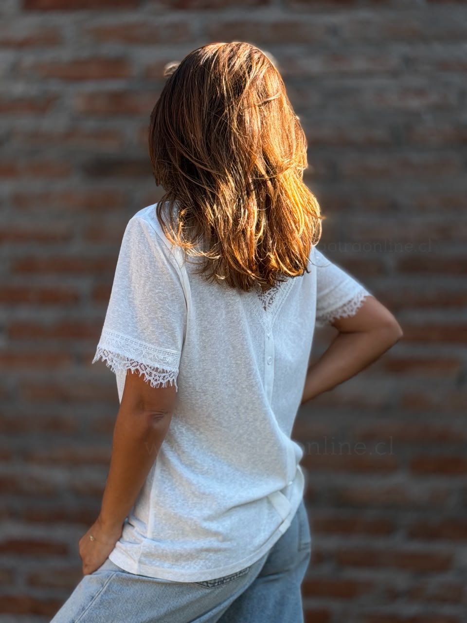 Polera escote V encaje Blanco