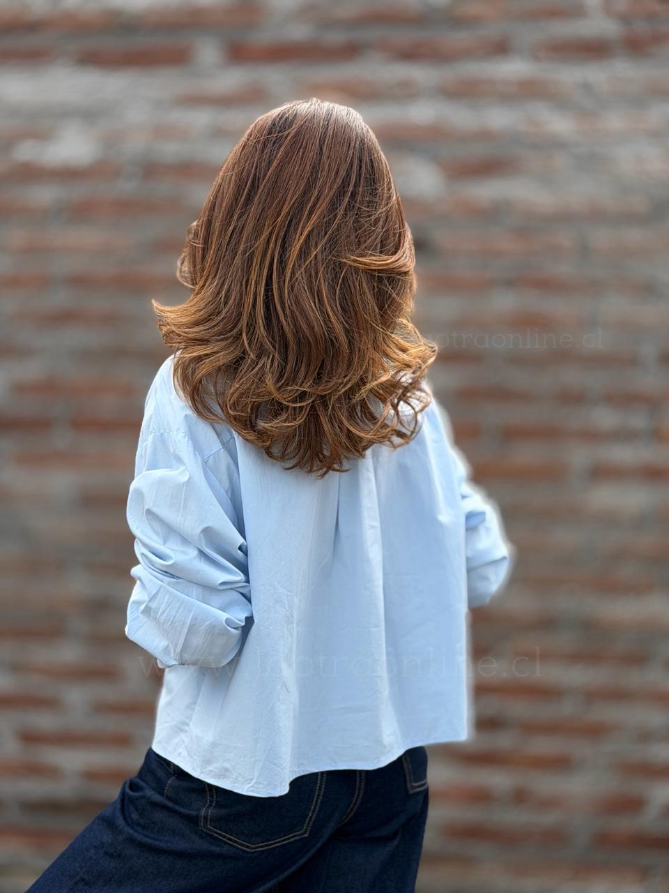 Camisa tachas cielo