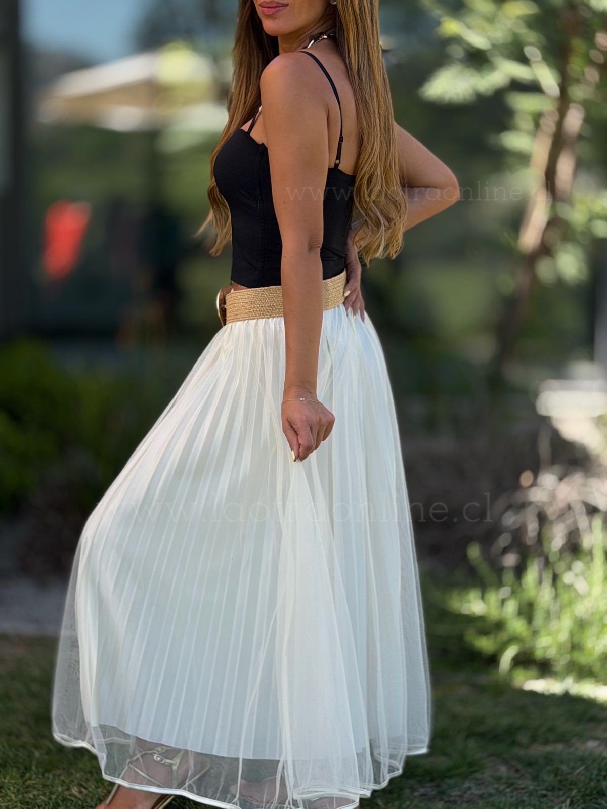 Falda New parisina crema