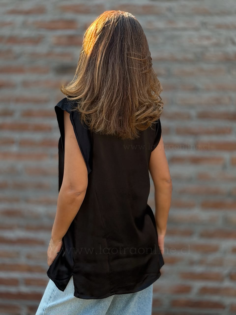 Polera Cuello increíble negro