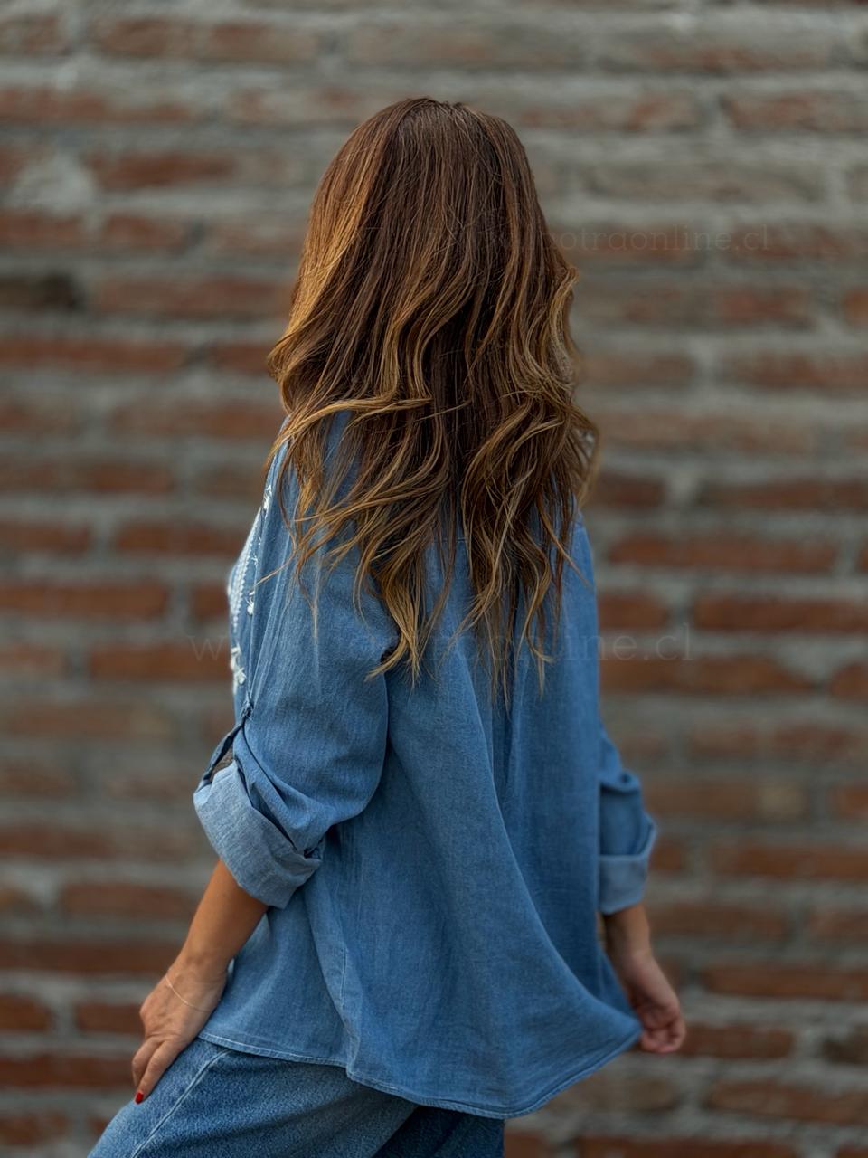 Blusa Denim bordada