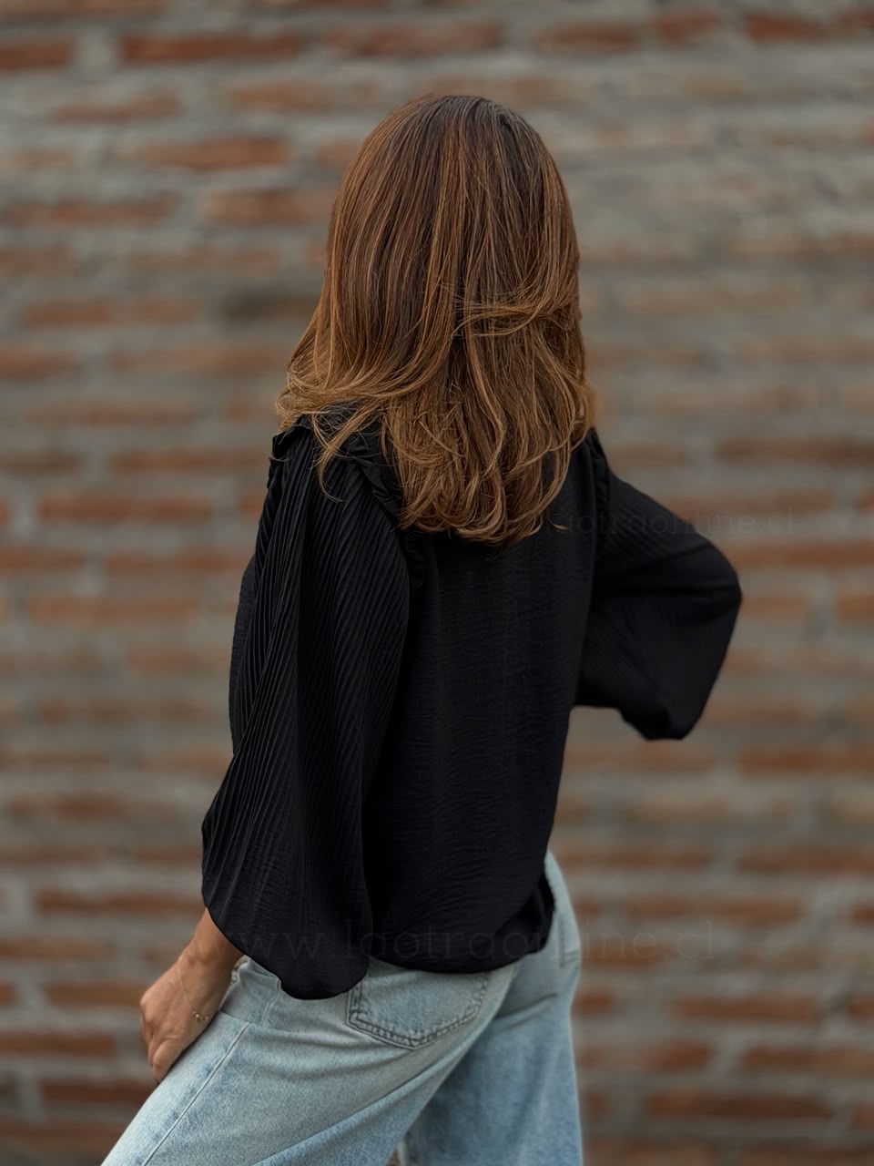 Blusa Insuperable negro