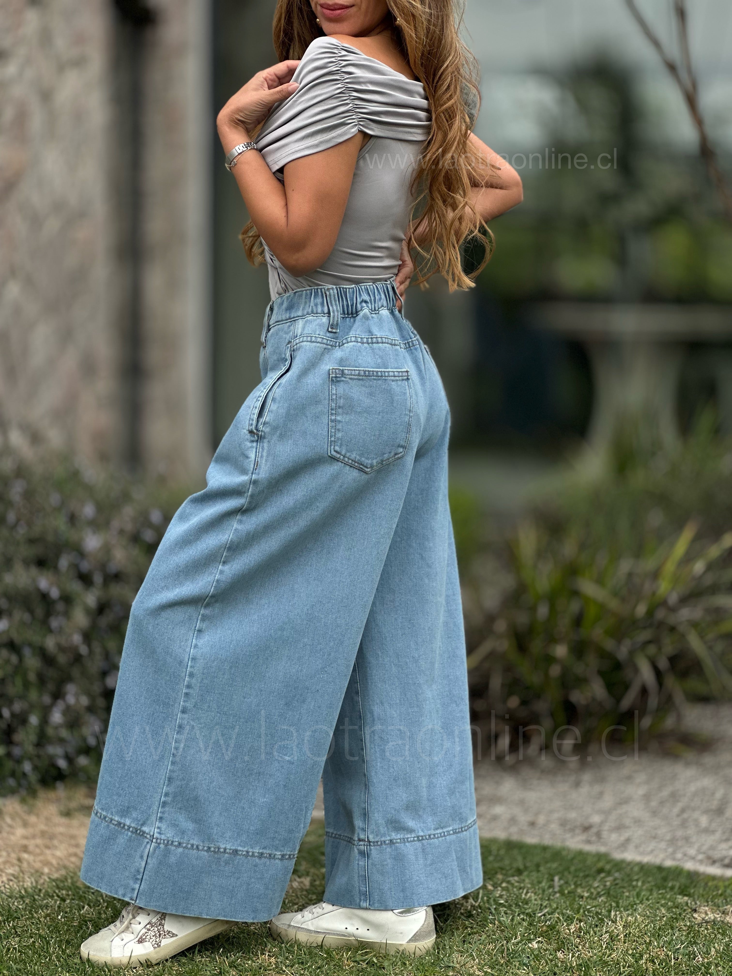 Jeans culotte celeste