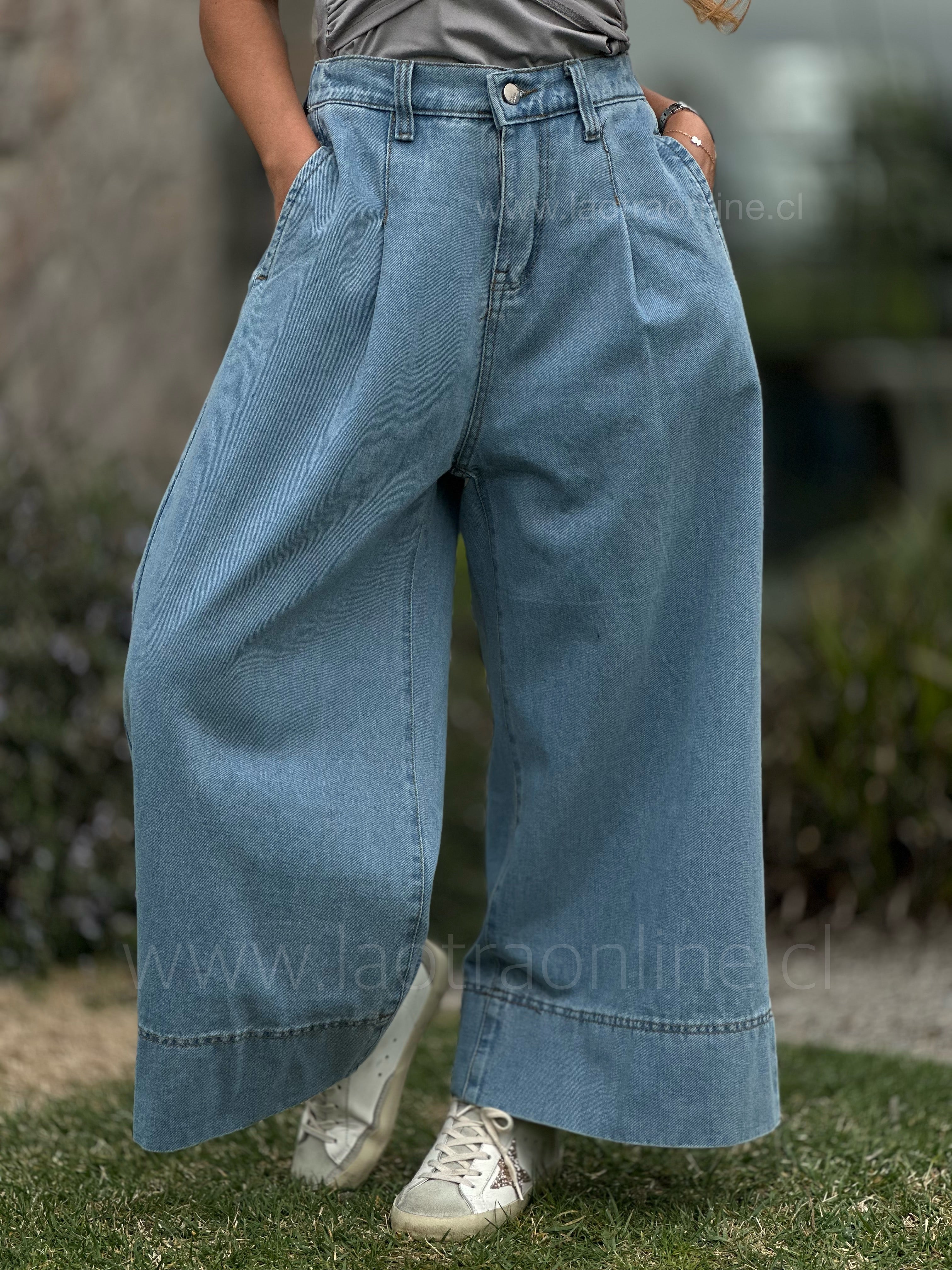 Jeans culotte celeste