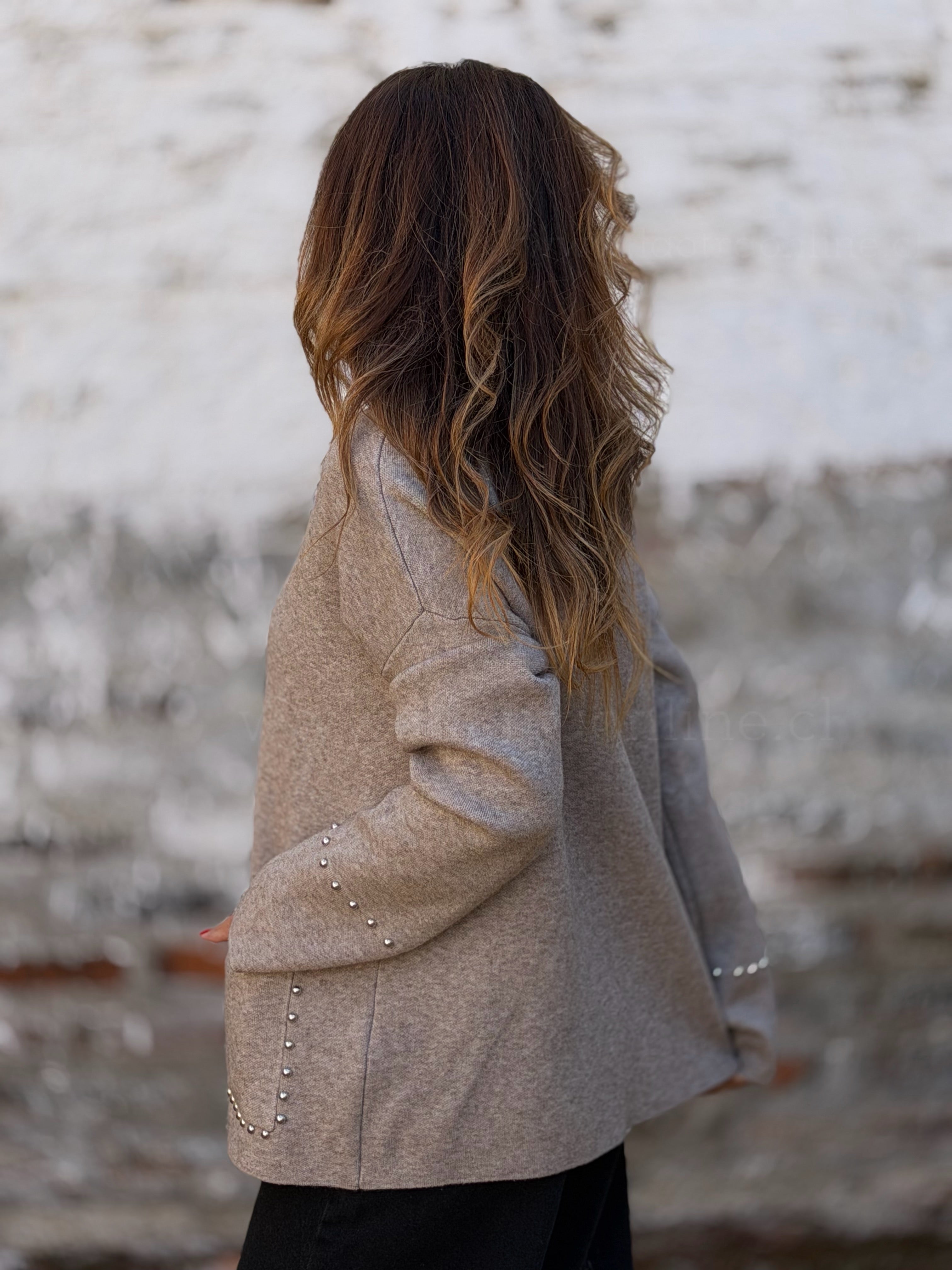 Sweater Tachitas arena