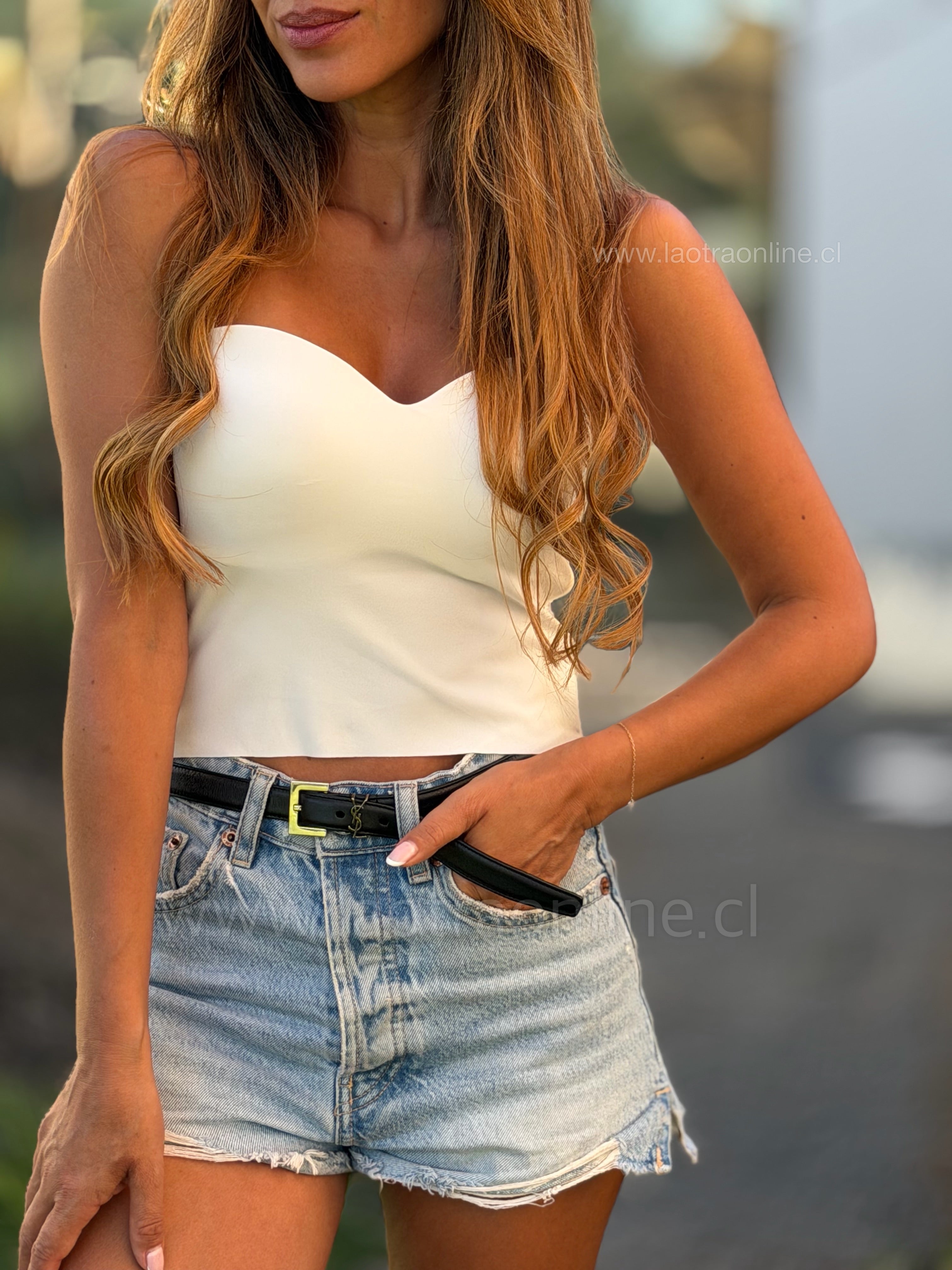Top corazón blanco hueso