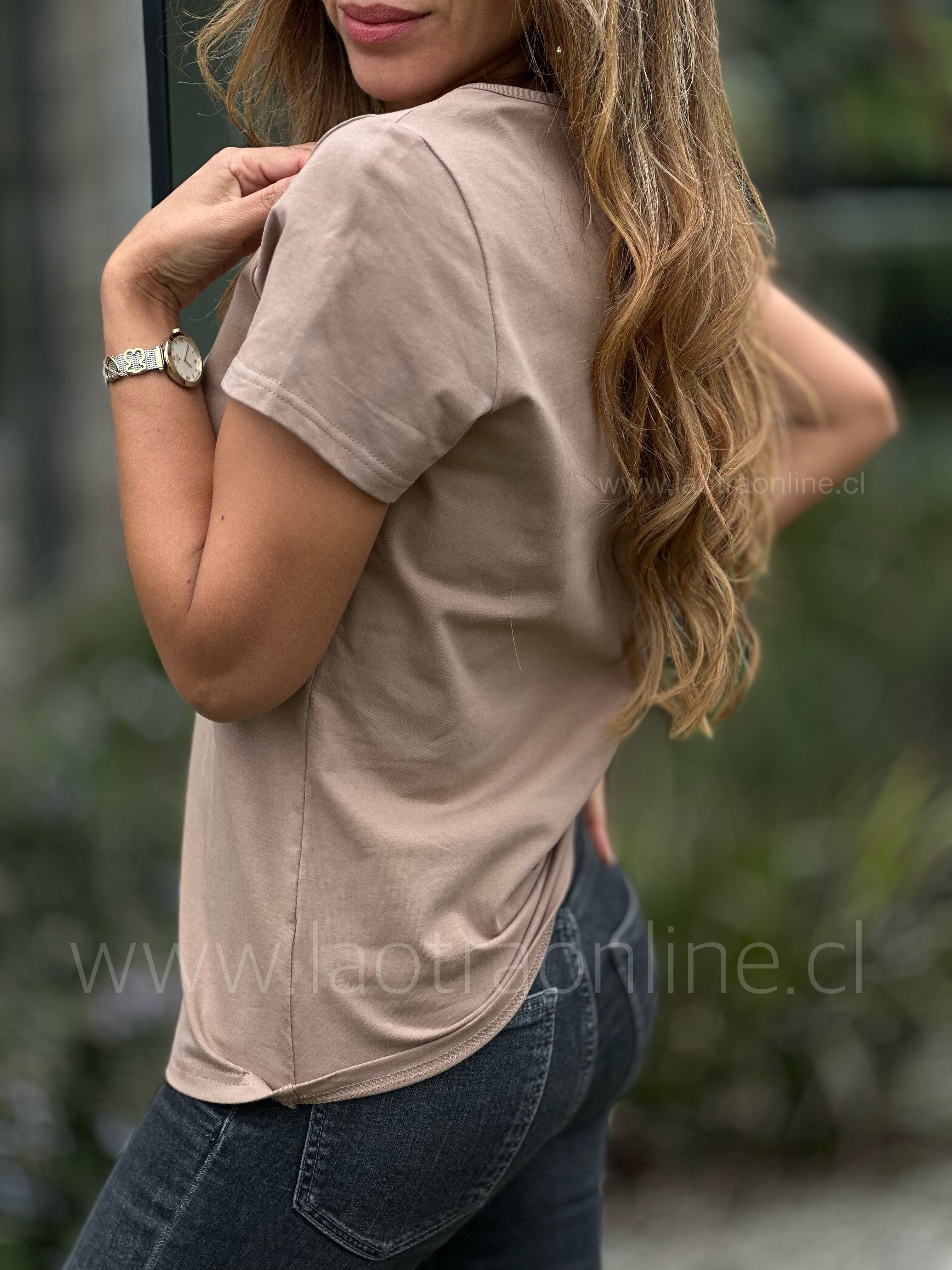 Polera cuello cuadrado choco