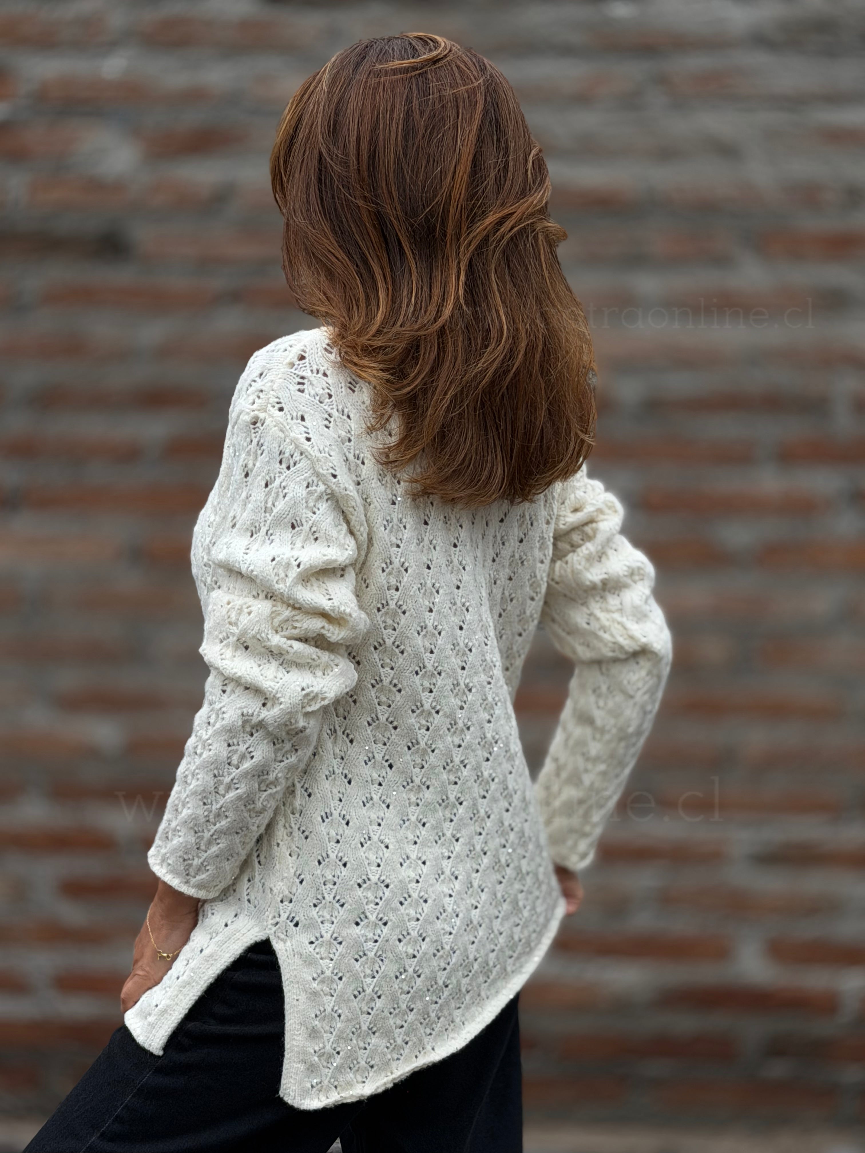 Sweater mini lentejuela crema