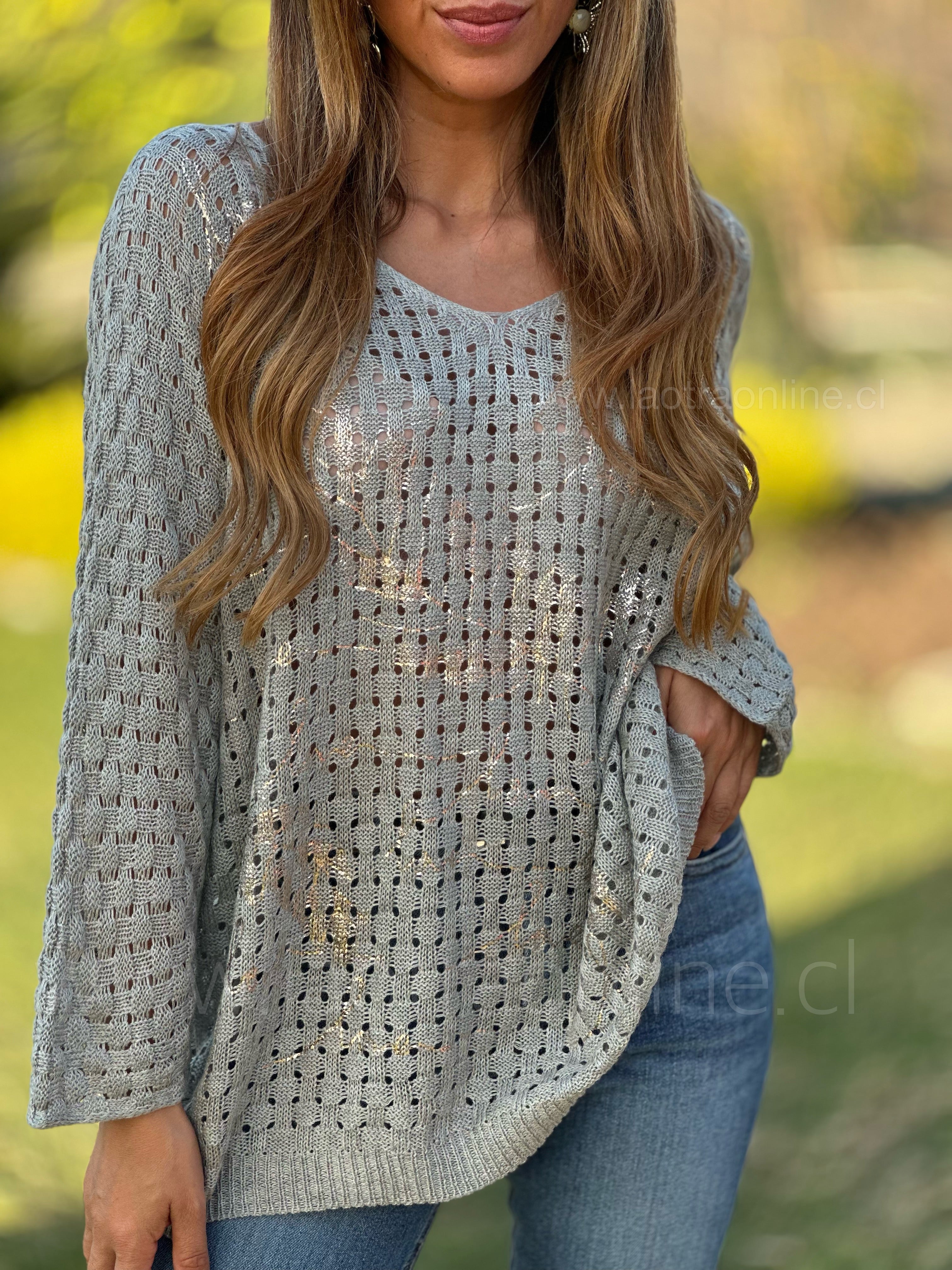 Sweater hojas dorada gris piedra