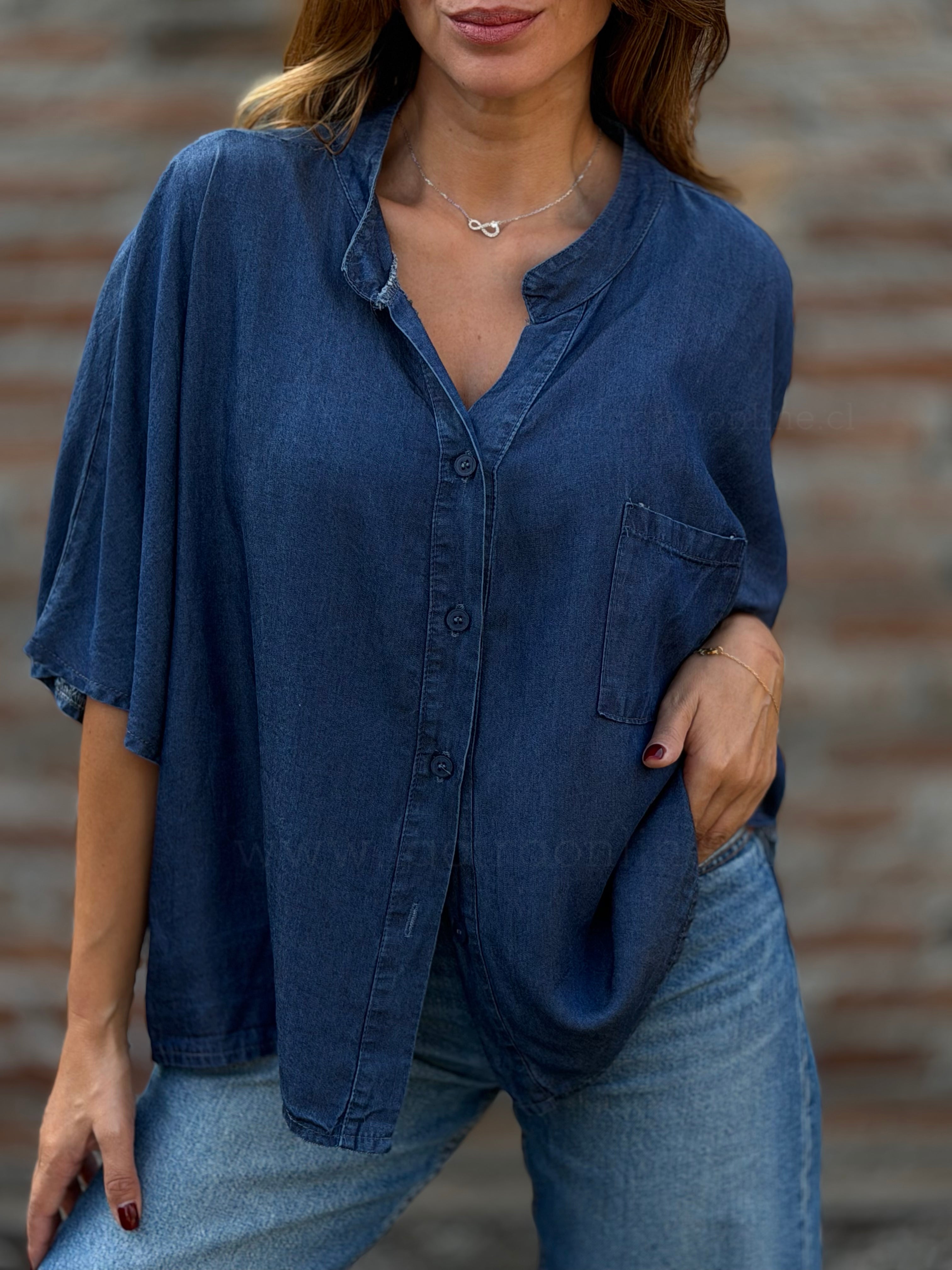 Polera/Blusa Río azul profundo