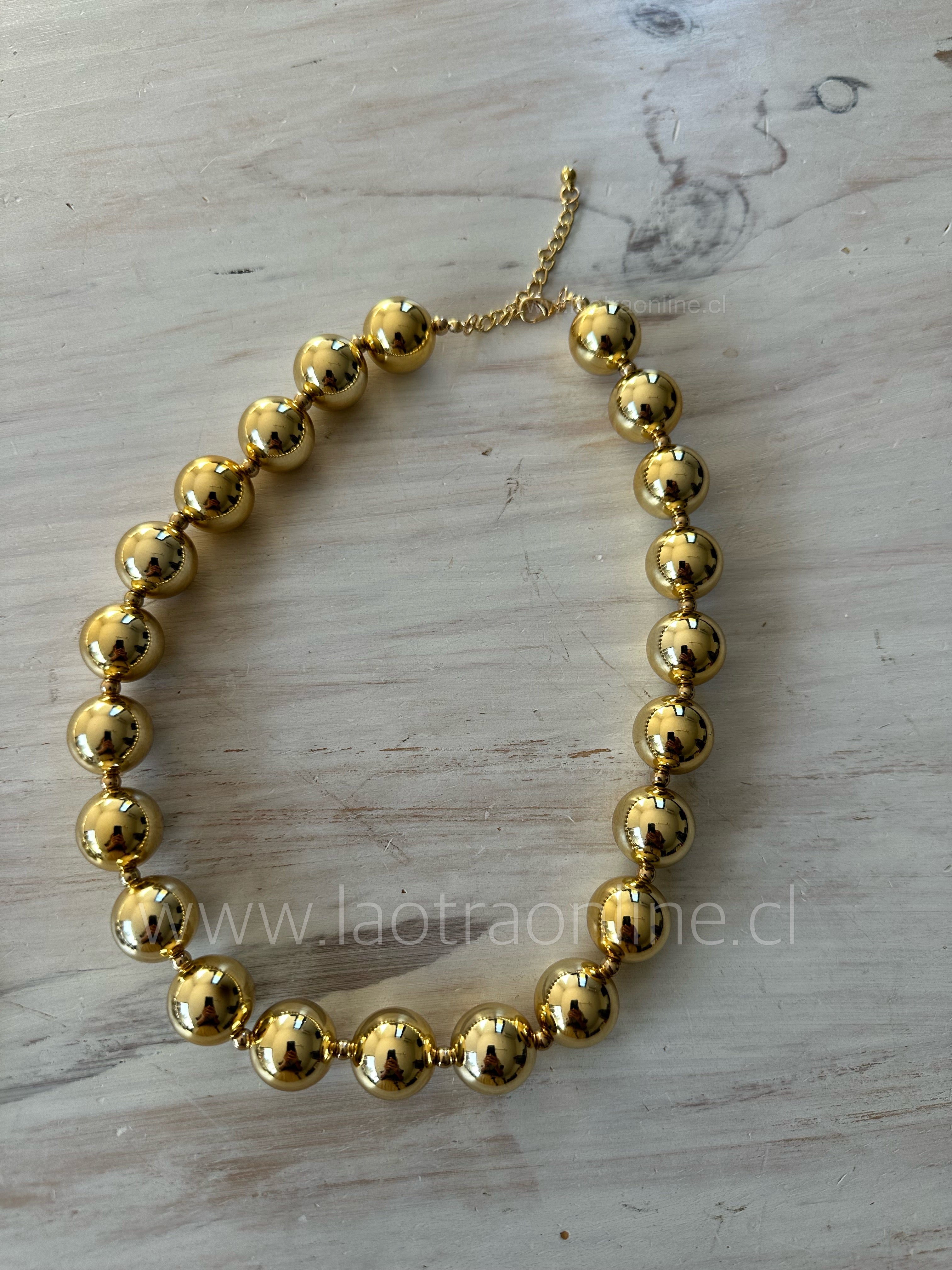 Collar perla dorado