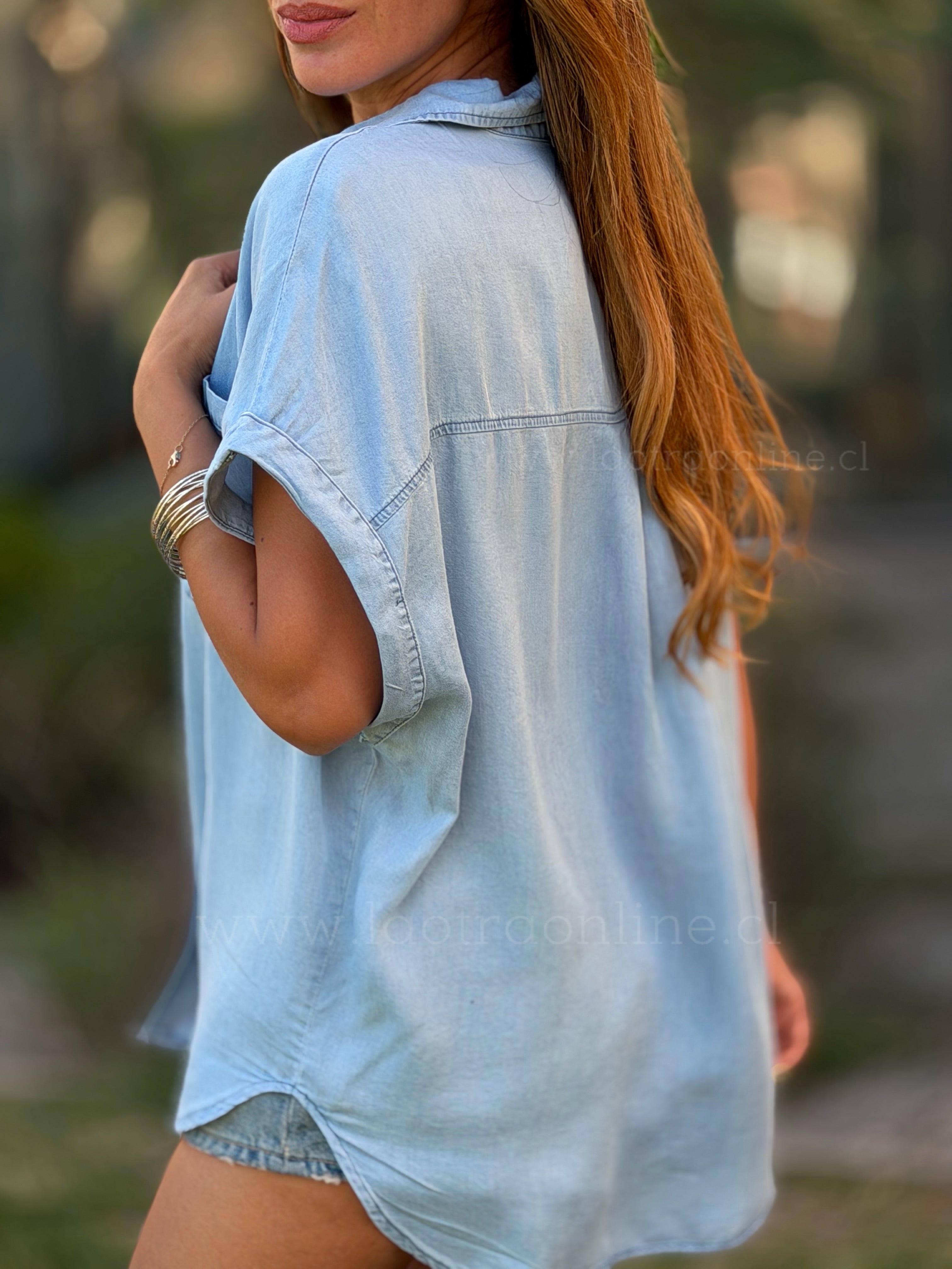 Blusa Tencel celeste