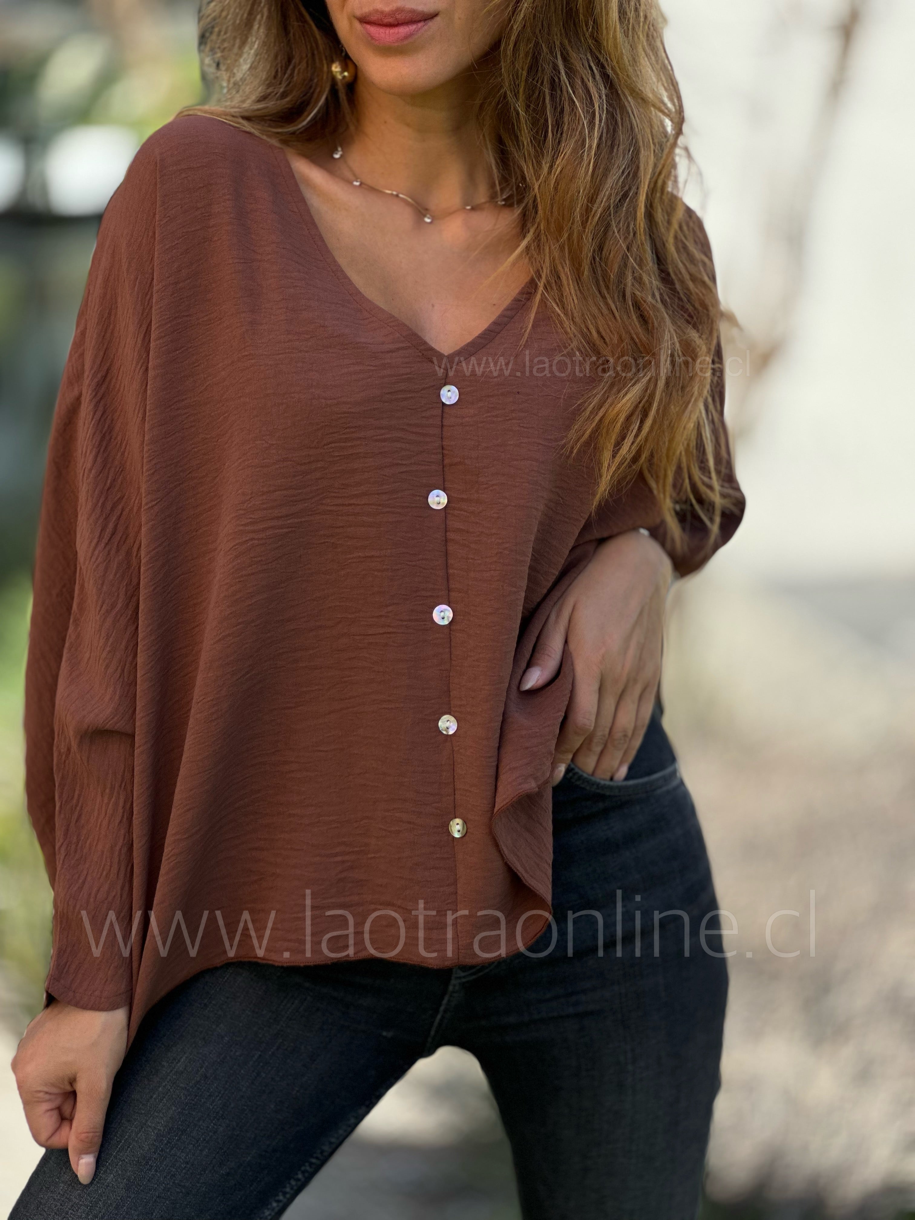 Polera Inglesa marrón