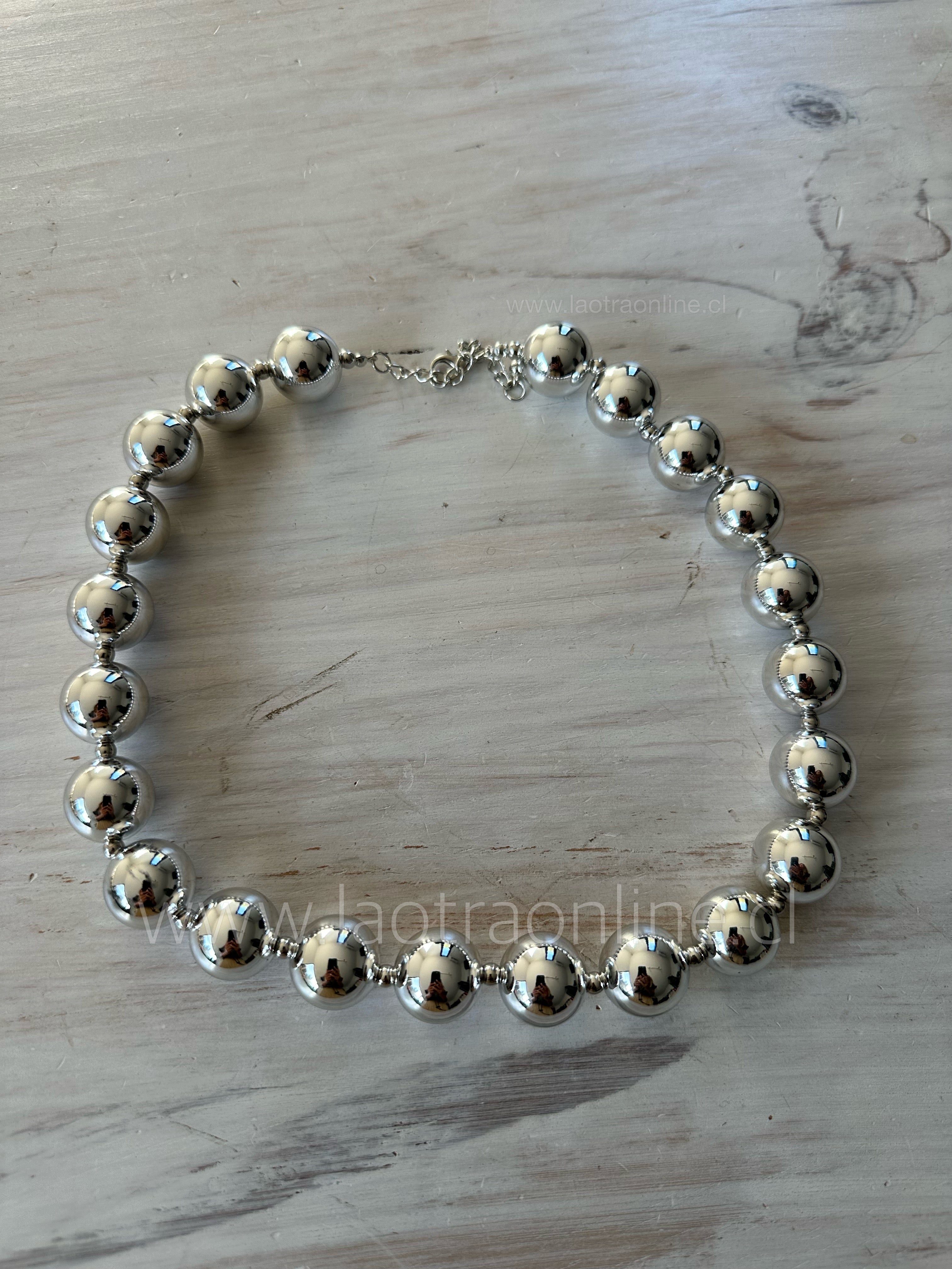 Collar perla plateado