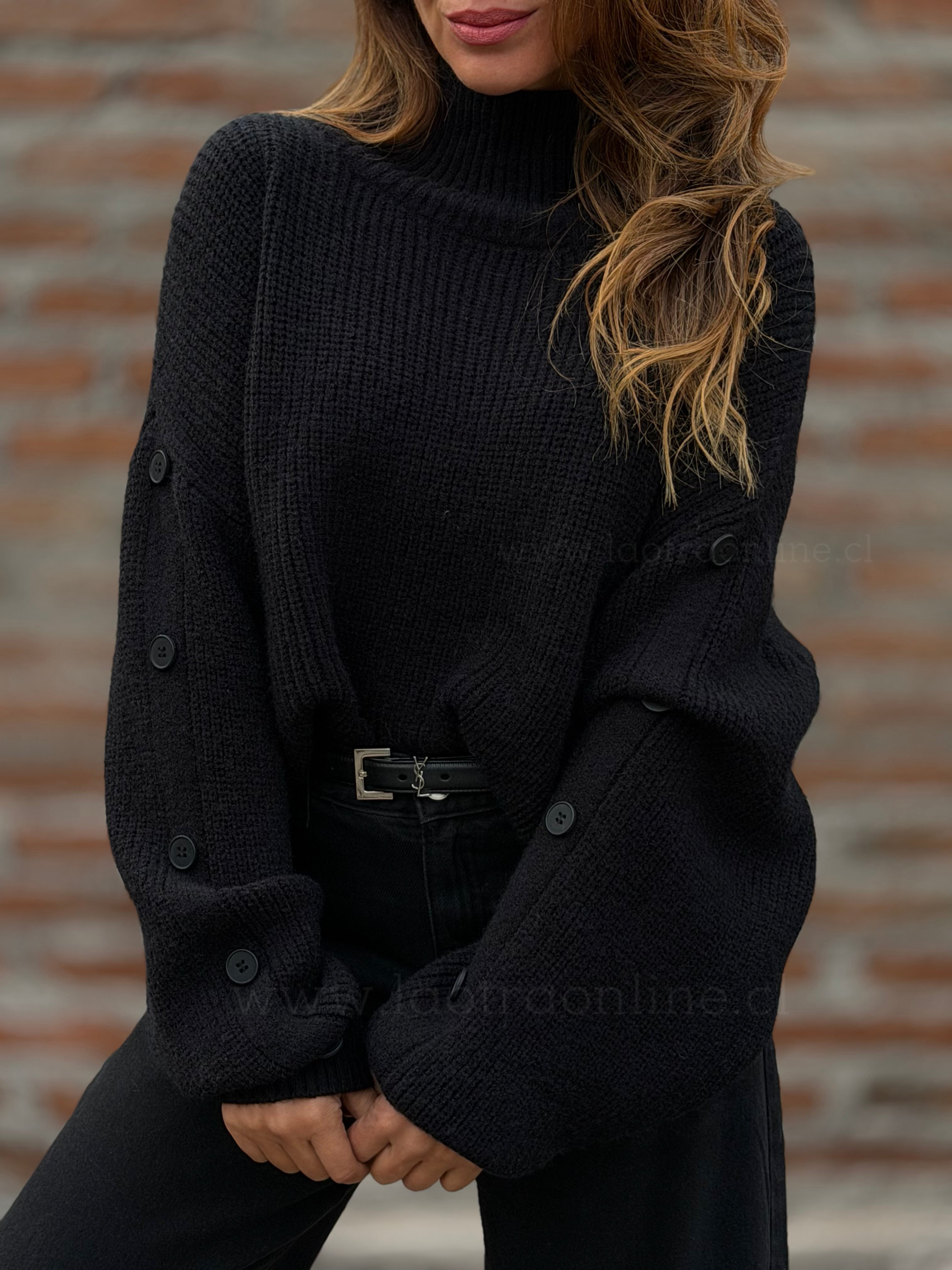 Sweater Manga botón negro