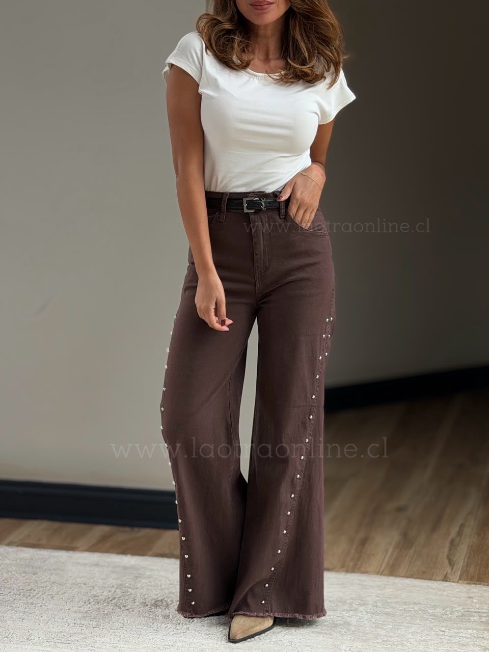 Jeans Cool tachas marrón