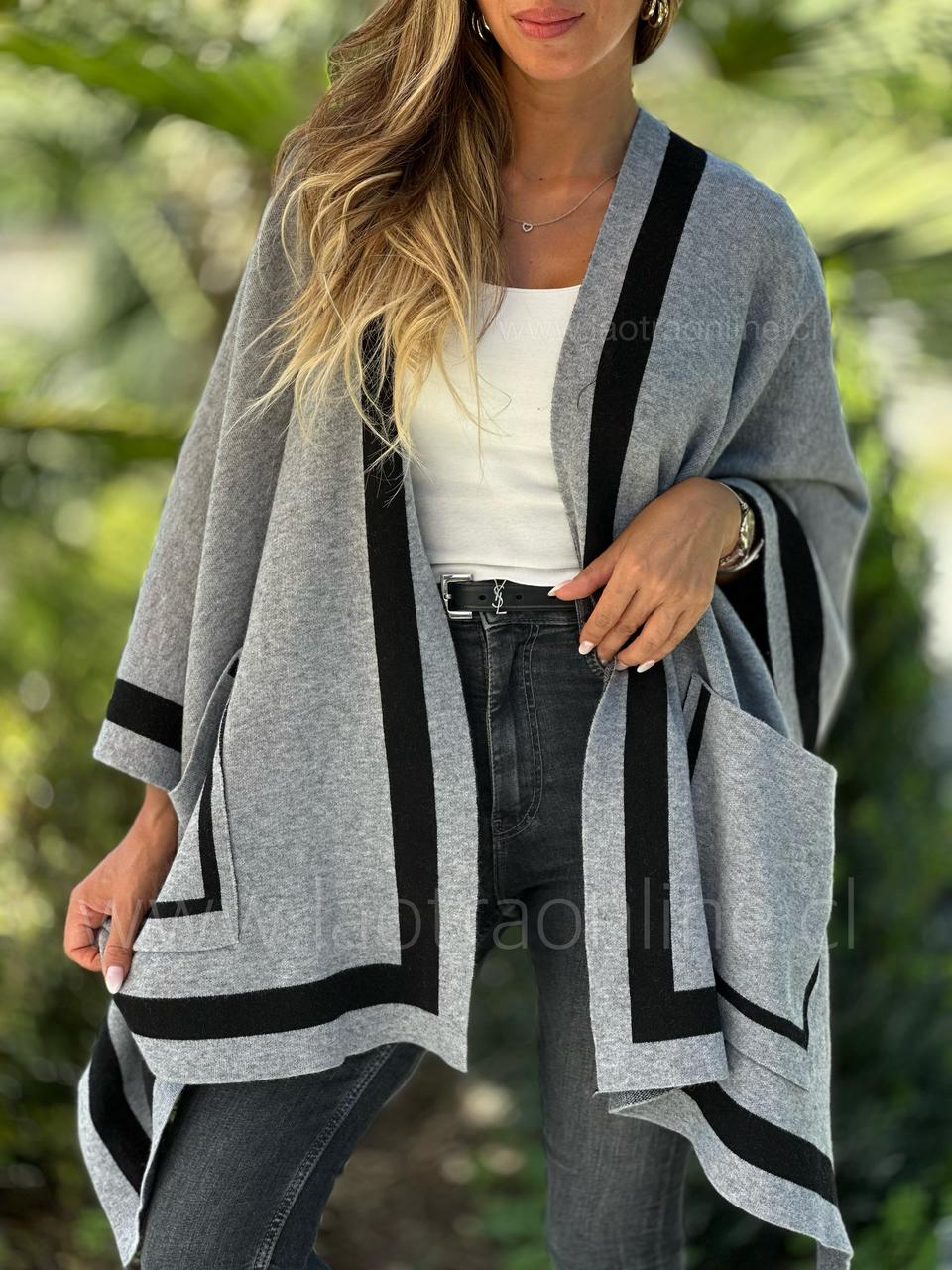 Capa/ponchito Lia gris