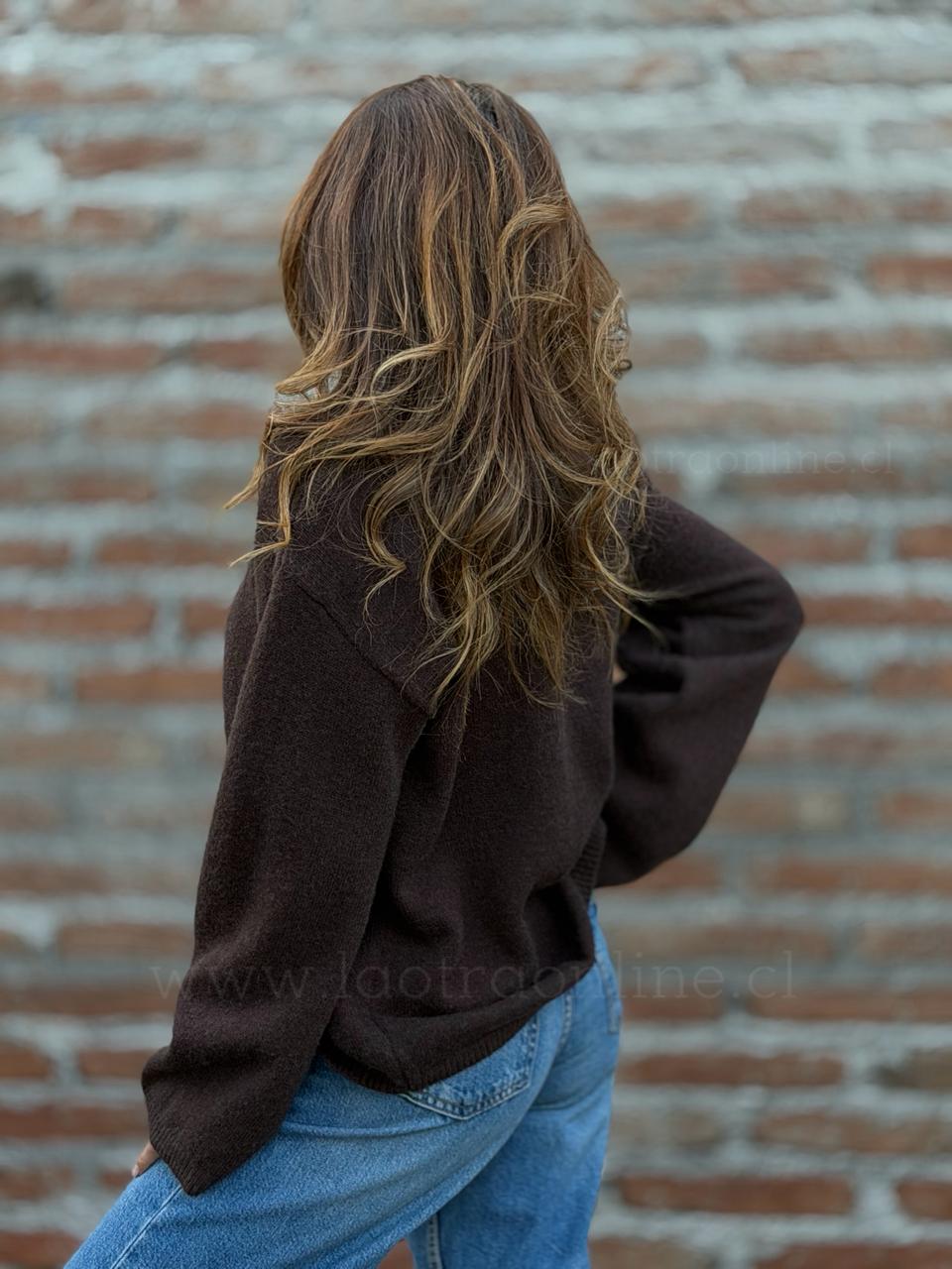 Sweater Corazón dorado marrón