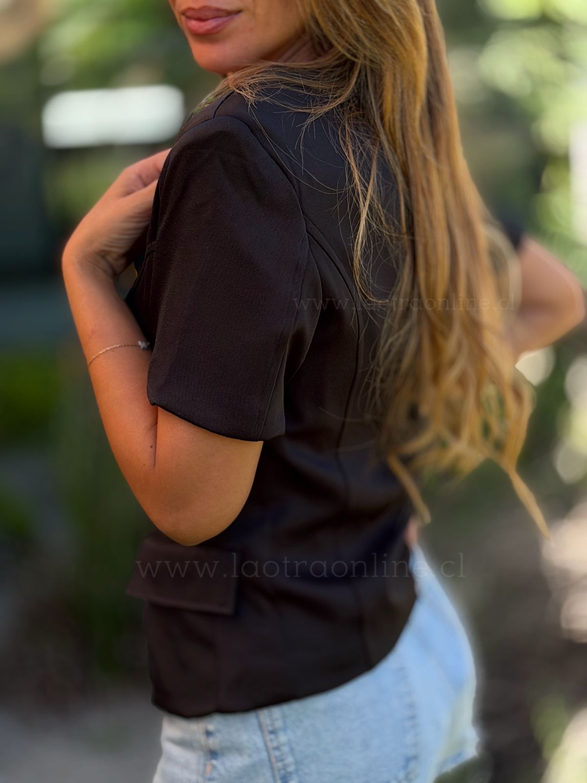 Blazer manga corta negro