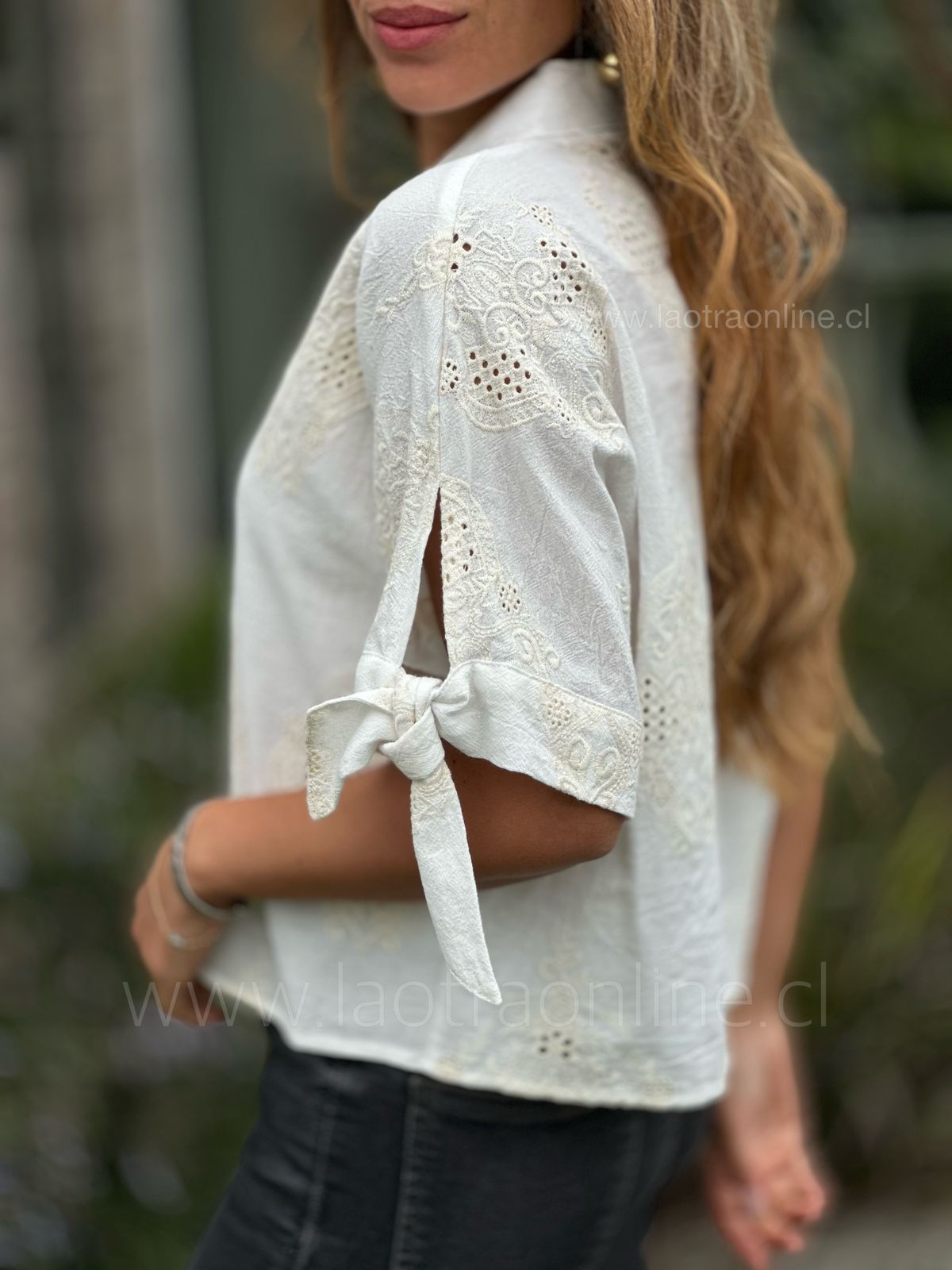 Blusa Nudo Bordada blanco