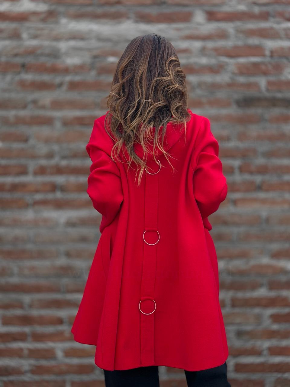 Abrigo La Condesa rojo