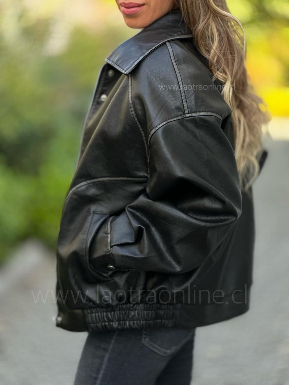 Bomber Milán negro
