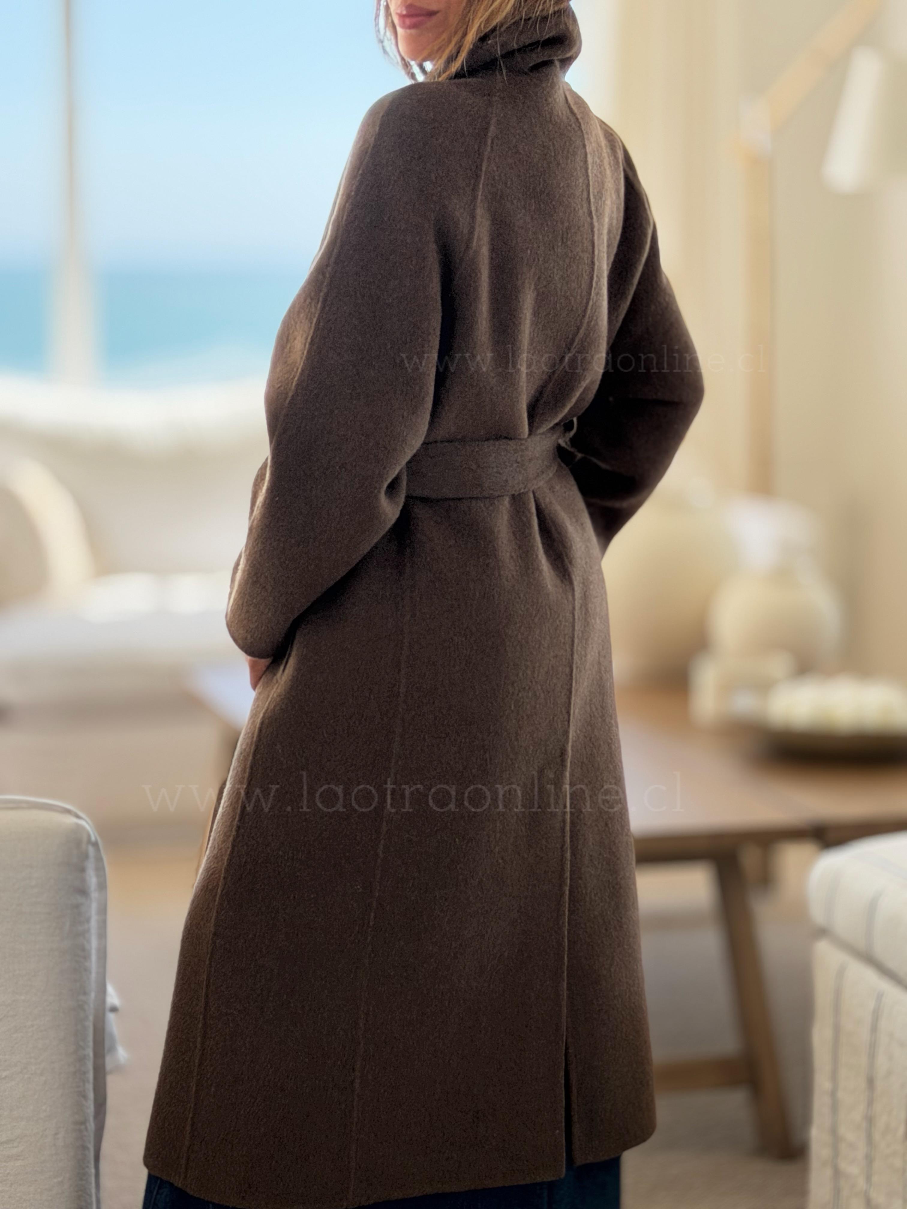 Abrigo La Emperatriz marrón