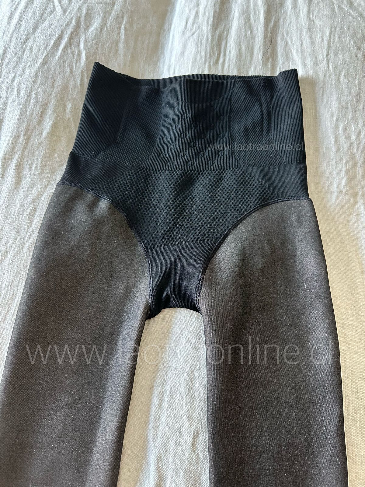 Panty efecto piel negro