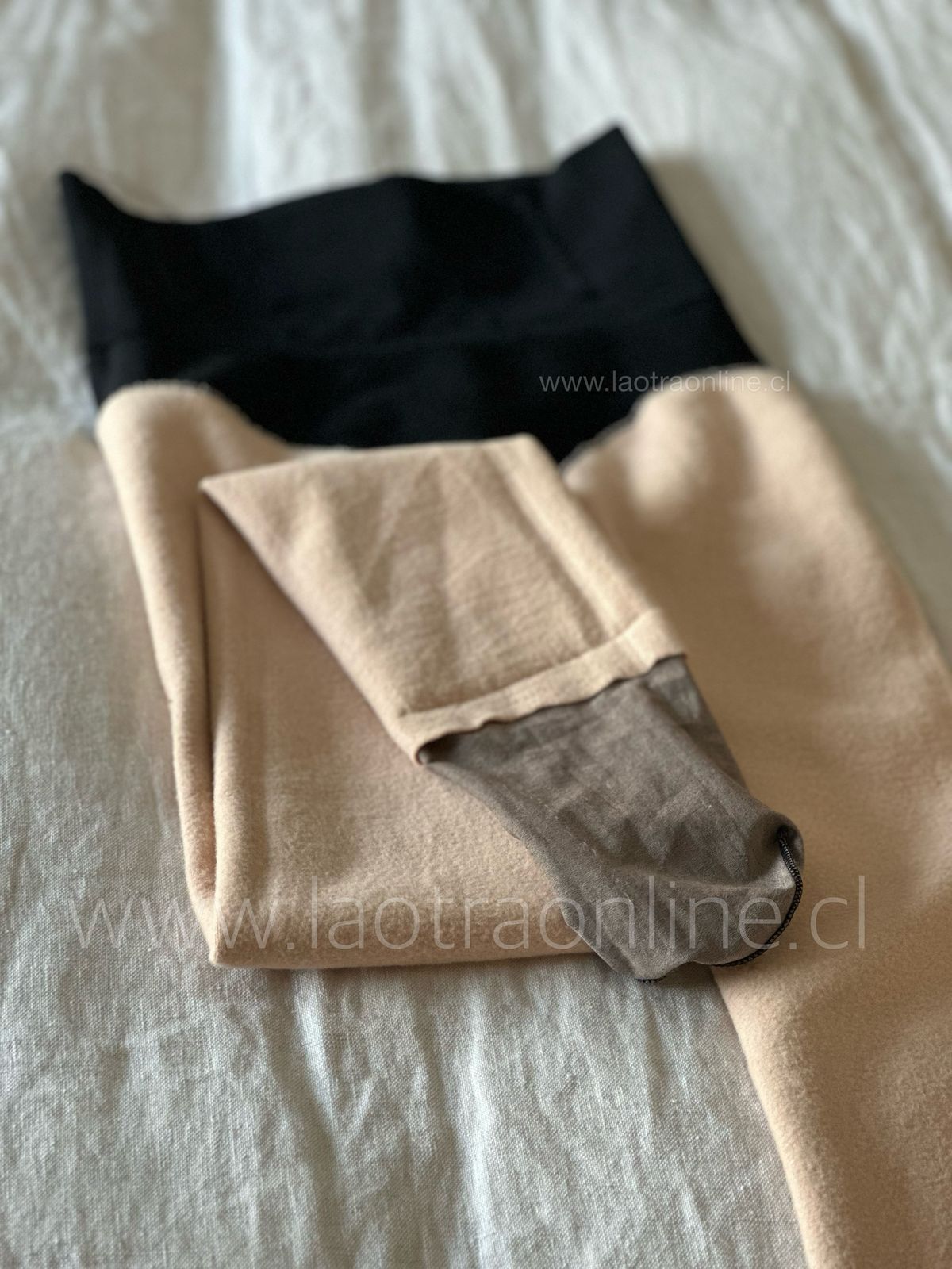 Panty efecto piel negro