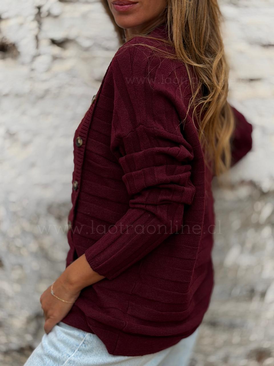 Sweater Botones cherry