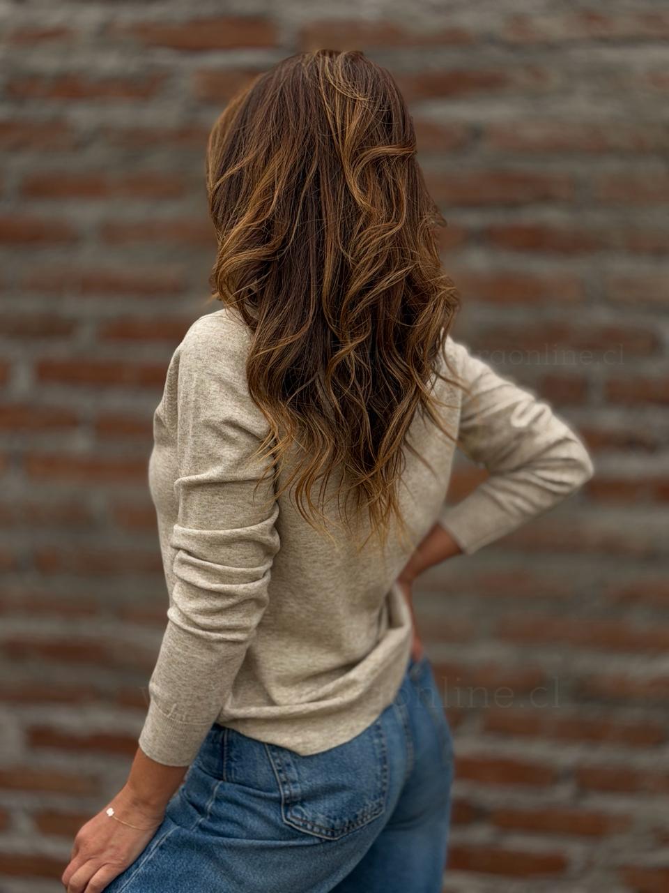 Sweater Básico cuello medio arena