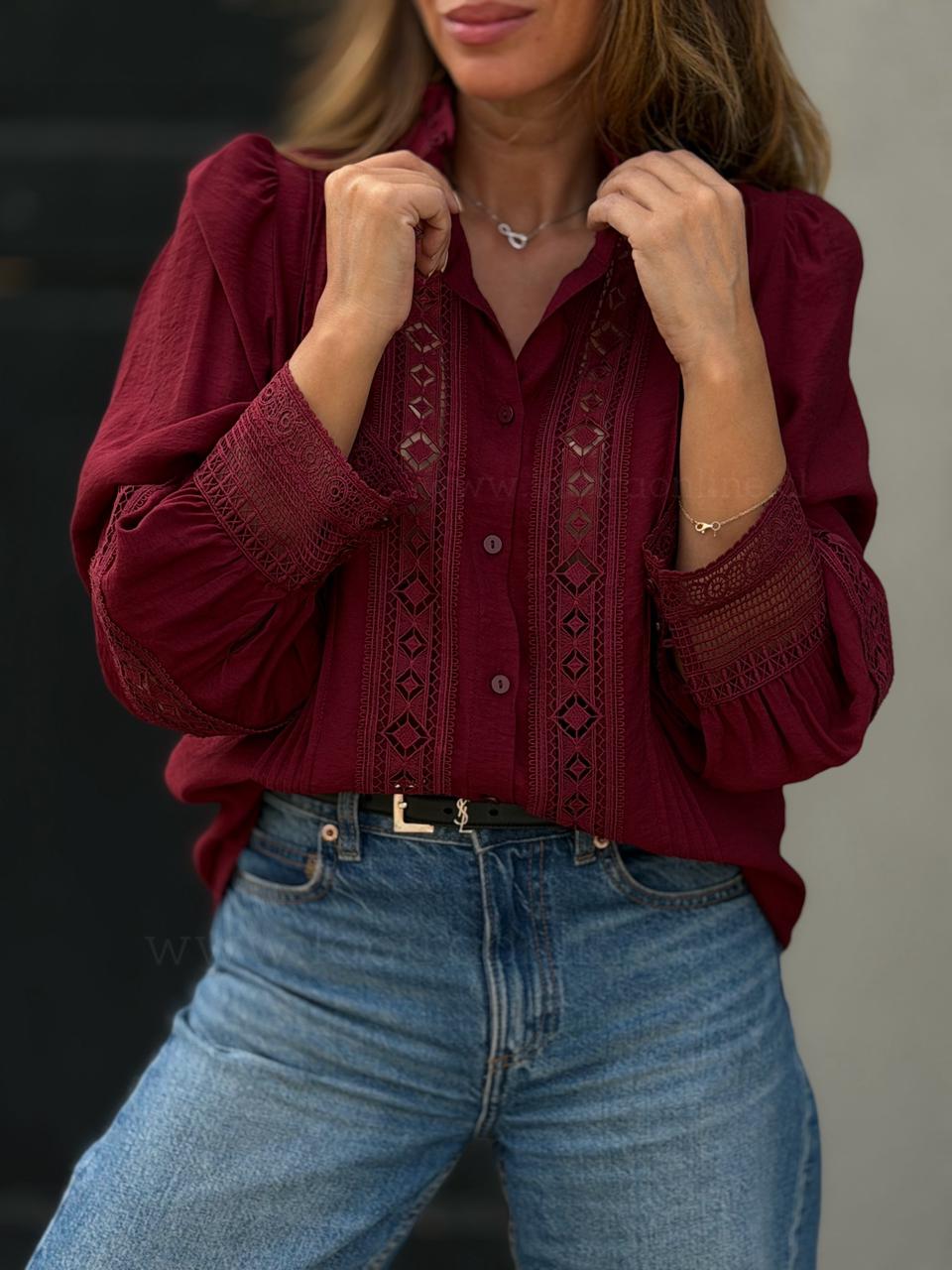 Blusa Girlboss cherry