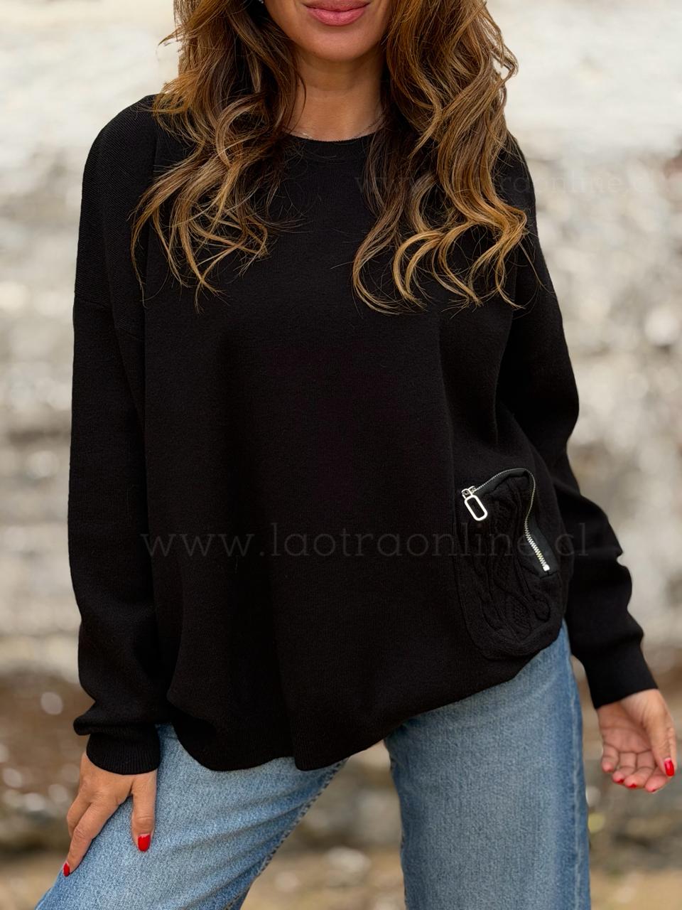 Sweater Bolsillo negro