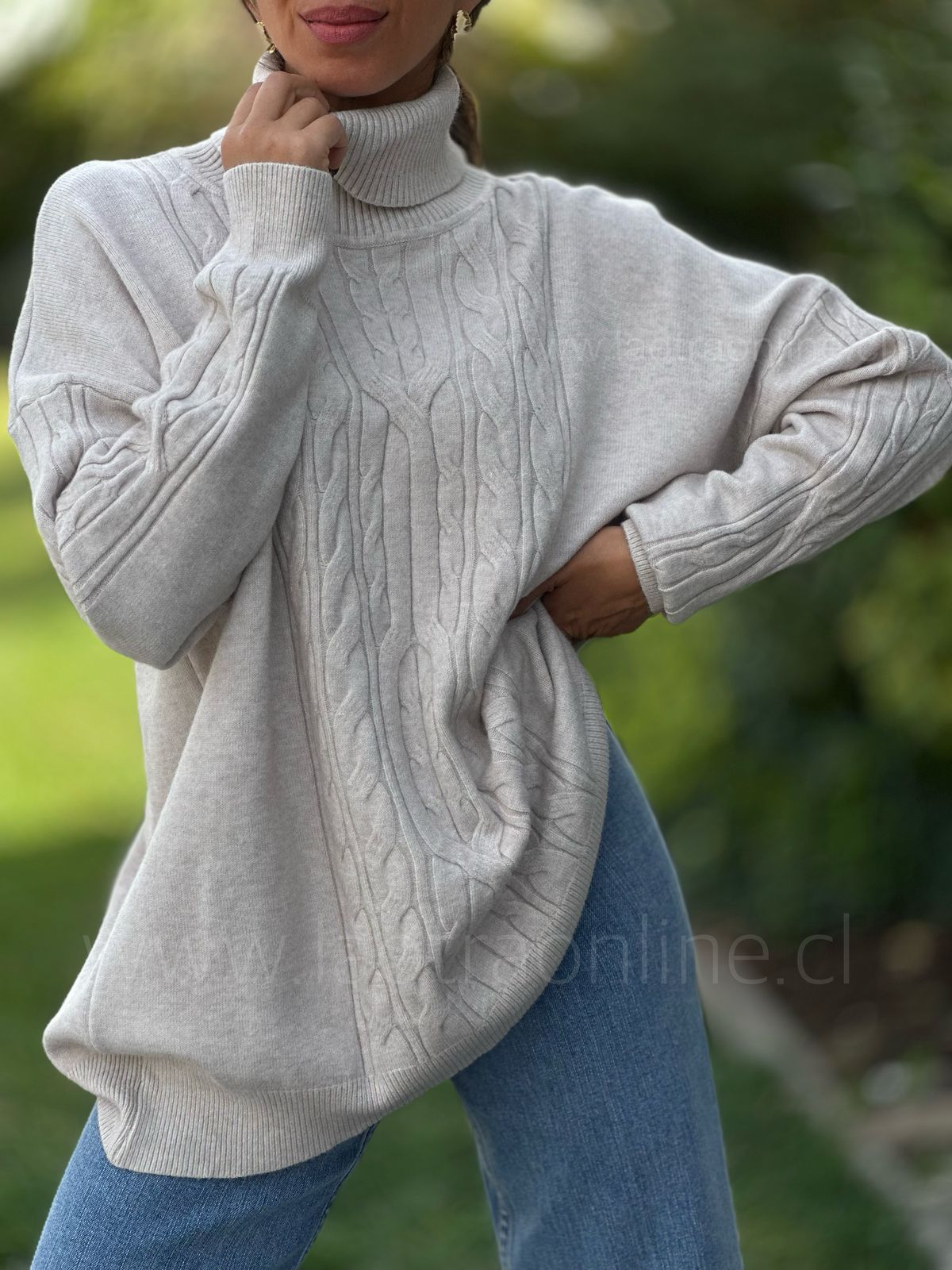 Sweater Trenzas beige
