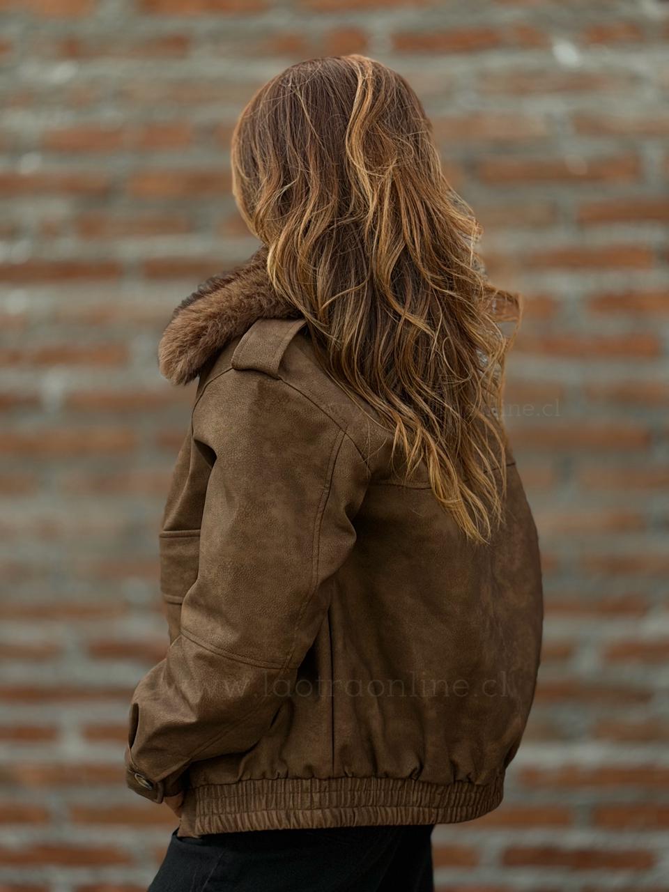 Chaqueta Acolchada simil cuero otoño