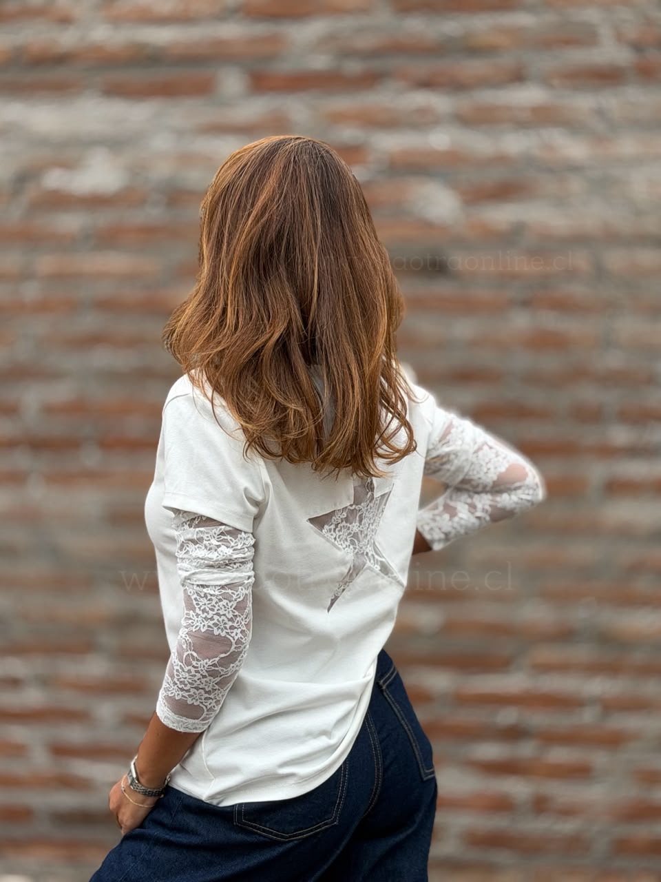 Polera manga encaje blanco