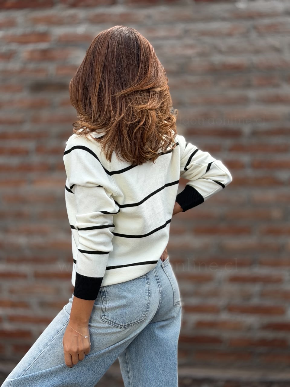 Sweater cuello jeans blanco