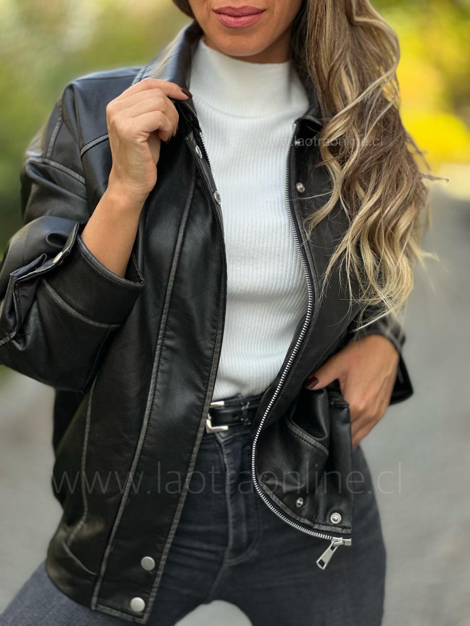 Bomber Milán negro