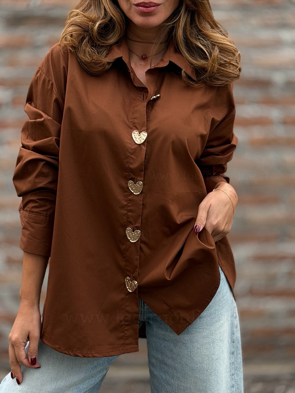Blusa Botón corazón marrón