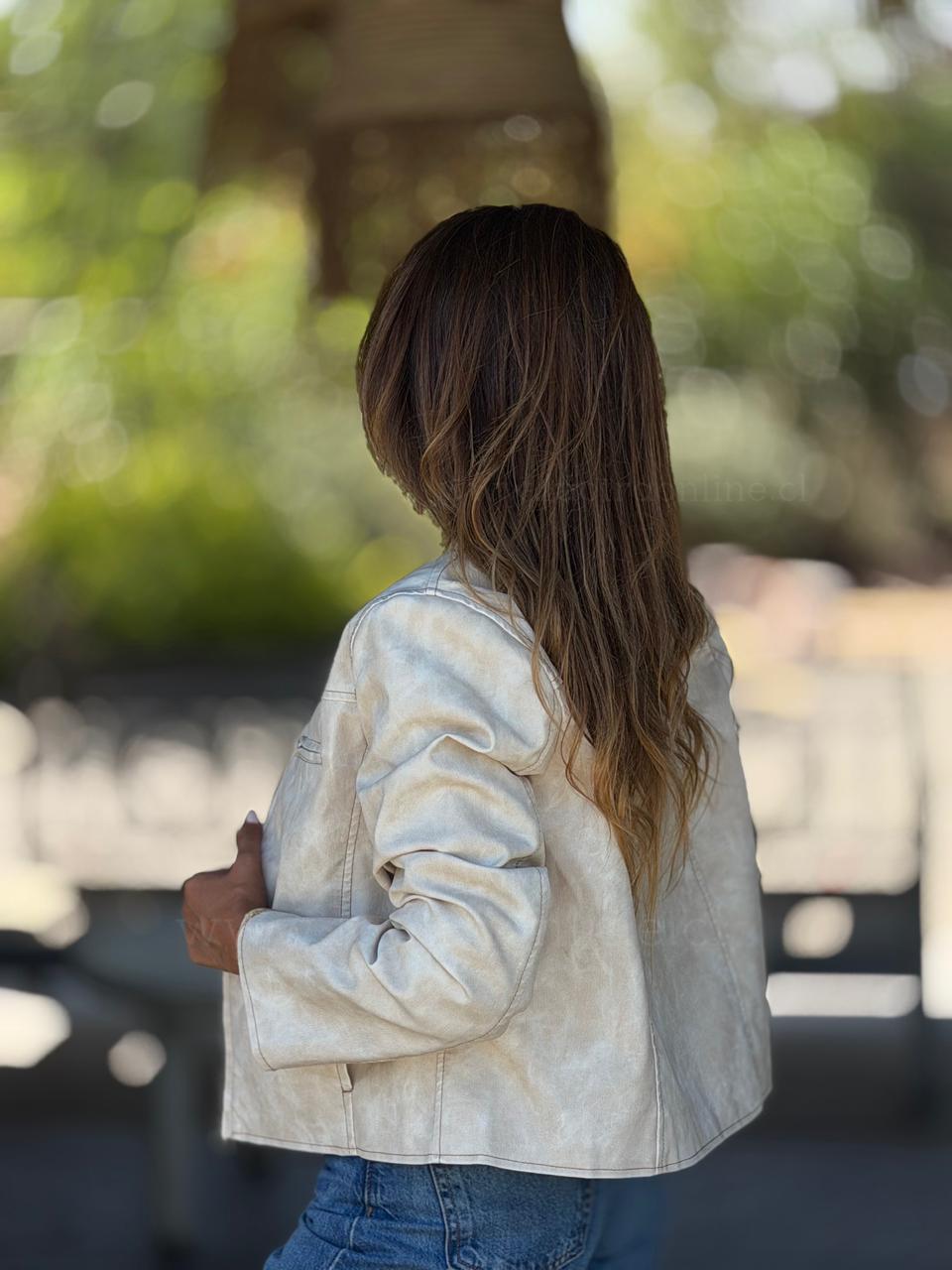 Chaqueta Mao crema