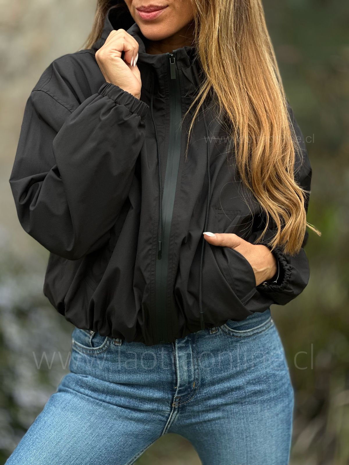 Cortaviento Almaguer negro