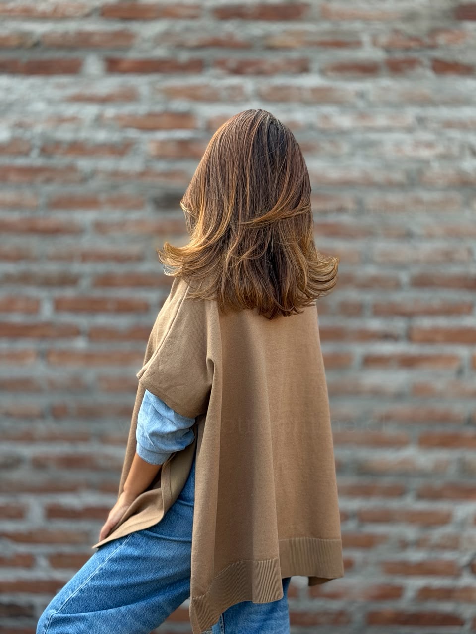 Sweater/poncho Isla toffe