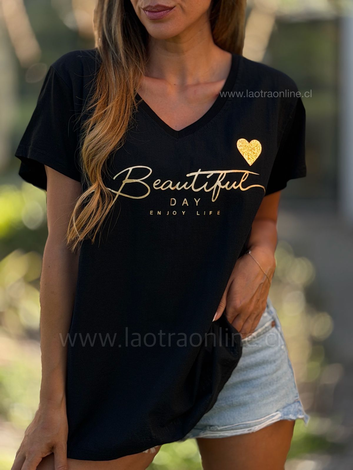 Polera Beautiful negro